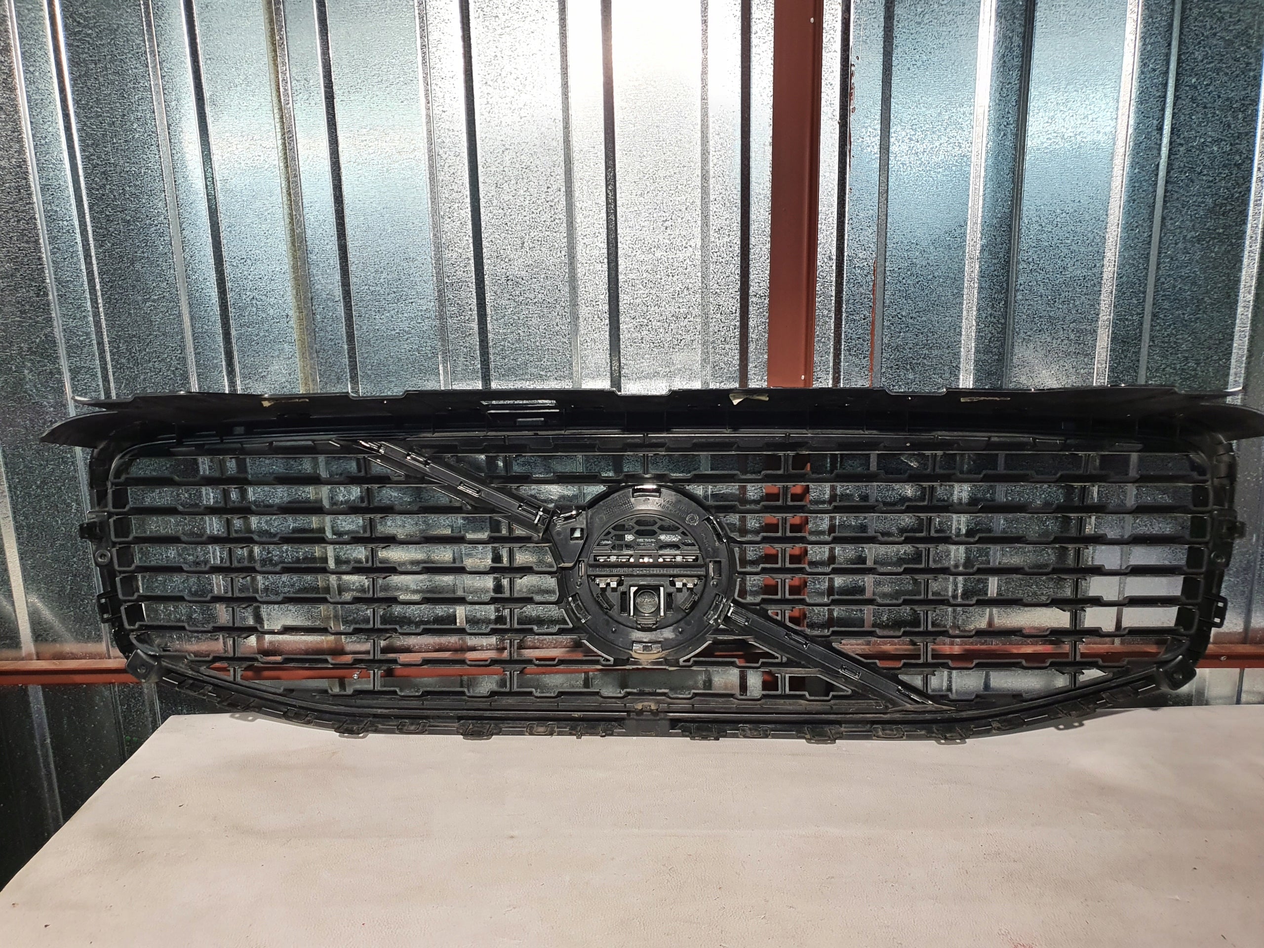 Kühlergrill Volvo XC60 II FRONTGRILL 31457464 Kühlergitter