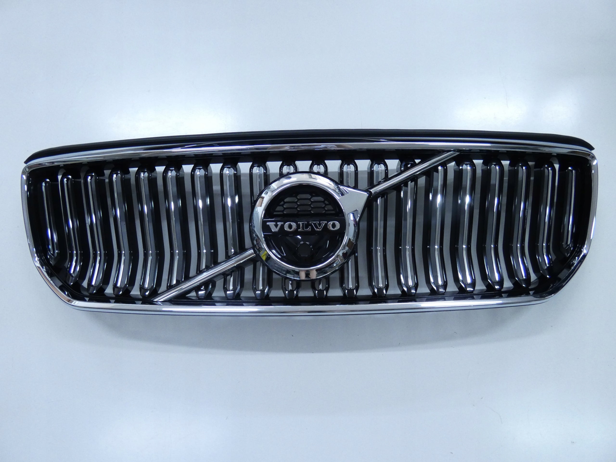 Kühlergrill Volvo XC40 I FRONTGRILL 31479417 Kühlergitter