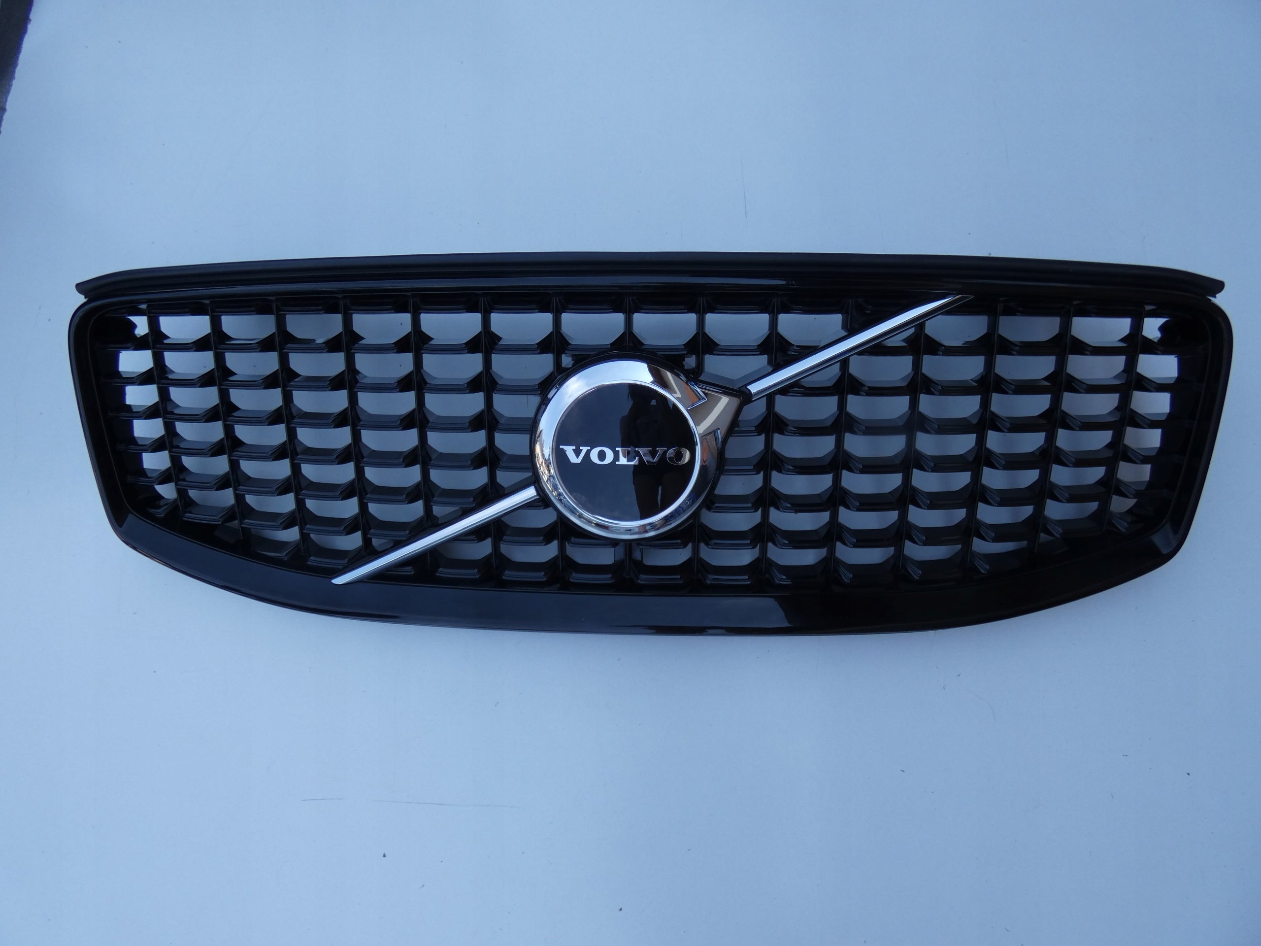 Kühlergrill Volvo XC60 FRONTGRILL 32291026 Kühlergitter