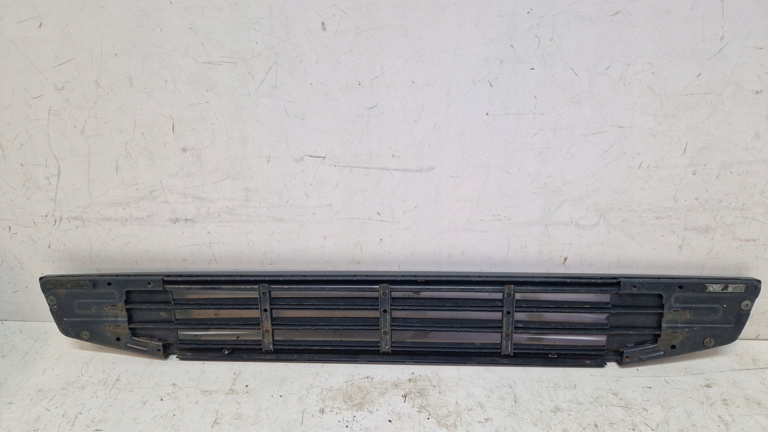 Kühlergrill Volvo  FRONTGRILL 48220851 Kühlergitter