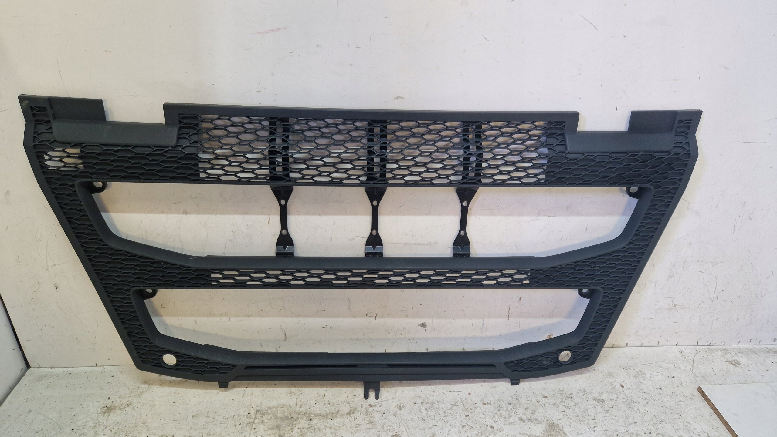  Kühlergrill Volvo 90 FRONTGRILL 82491908 Kühlergitter product image