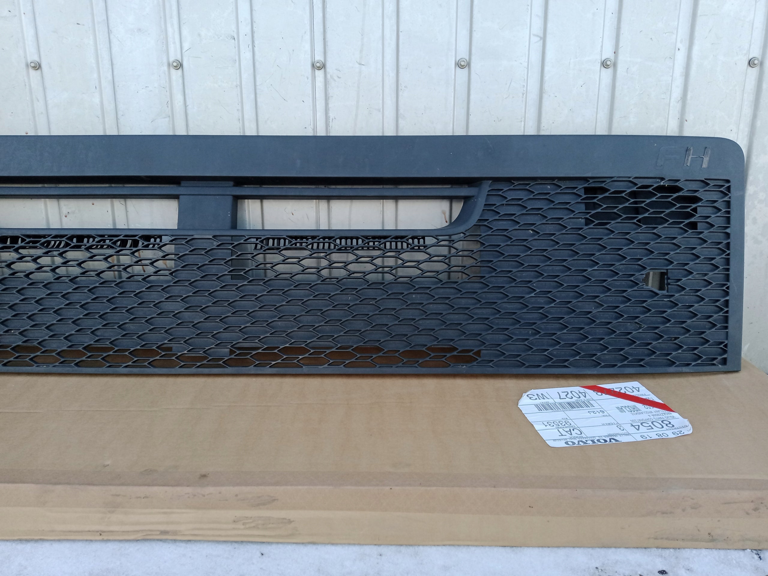 Kühlergrill Volvo 40 FRONTGRILL 84033228 Kühlergitter