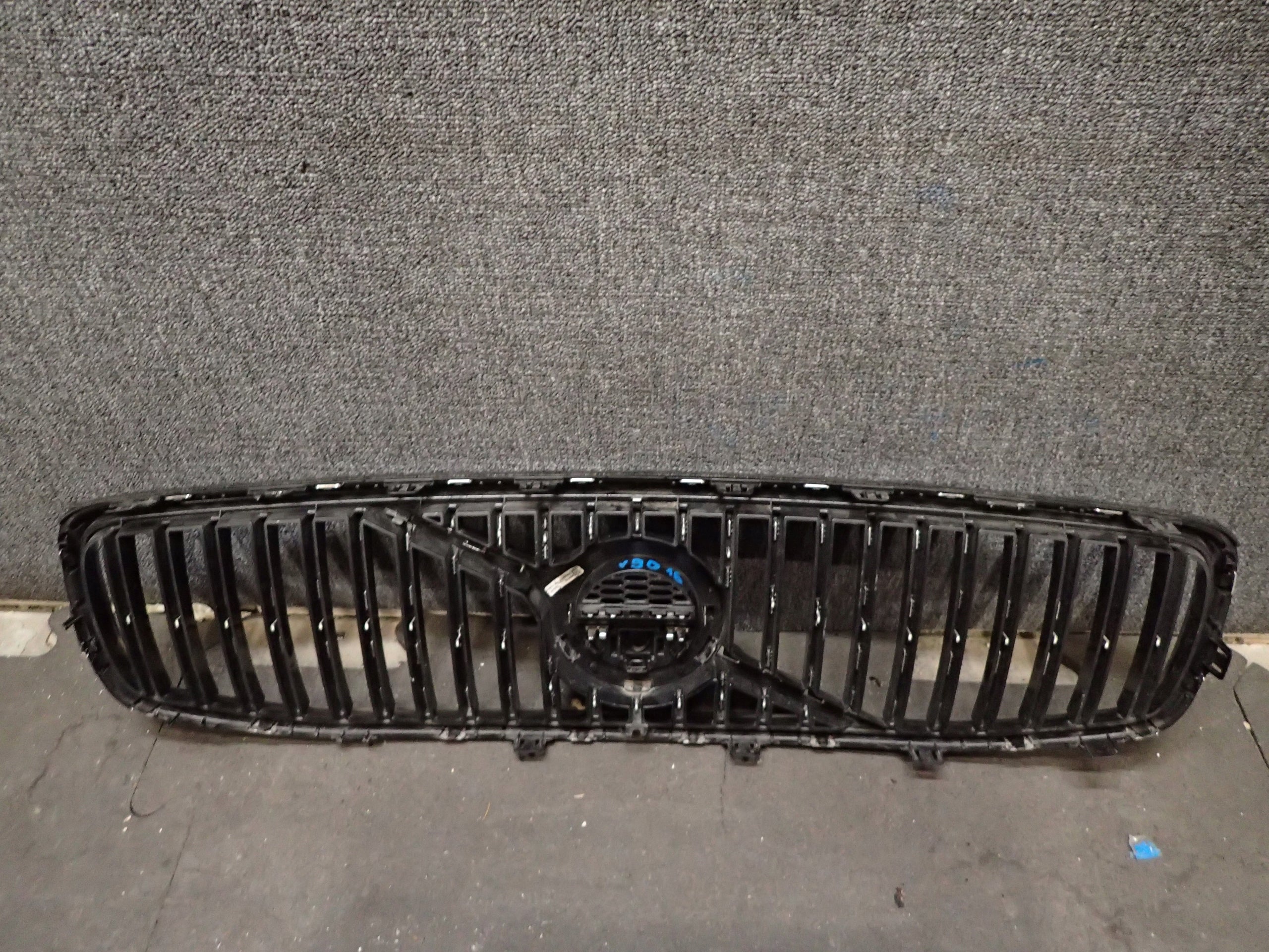 Kühlergrill Volvo V90 1 FRONTGRILL Kühlergitter