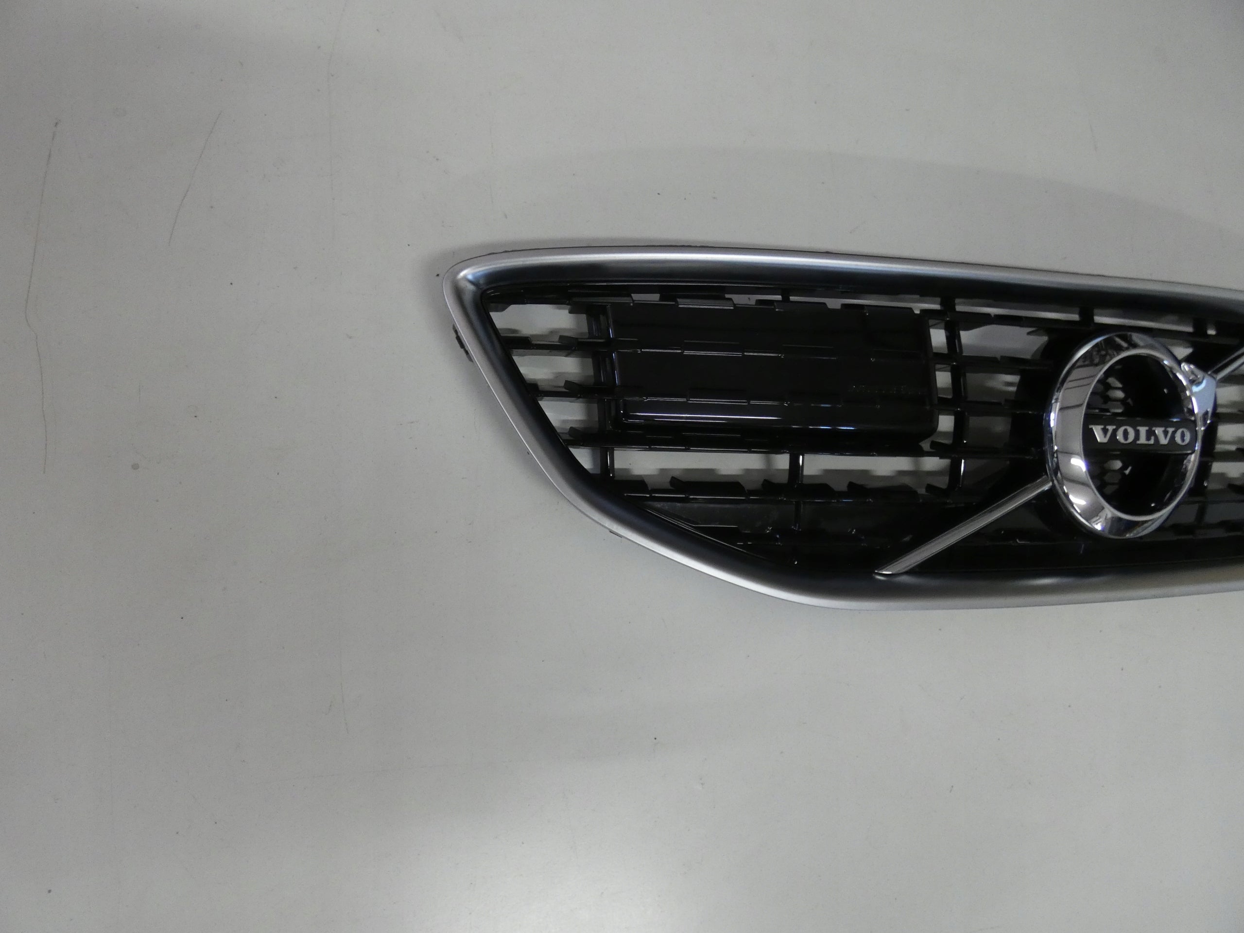 Kühlergrill Volvo V40 FRONTGRILL Kühlergitter