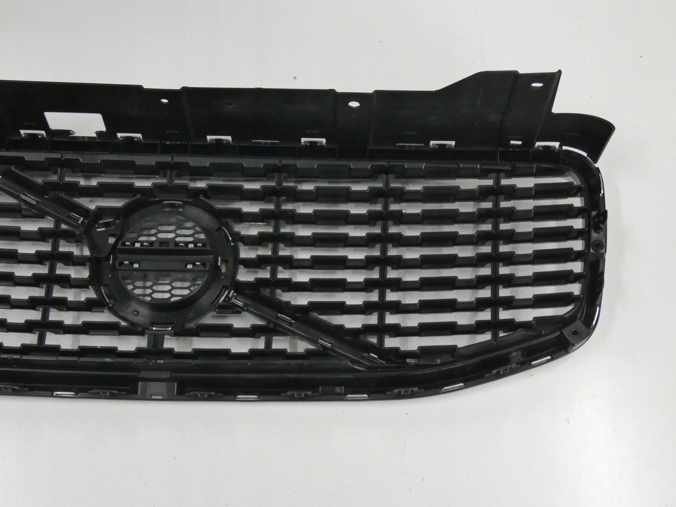 Kühlergrill Volvo II XC60 142 FRONTGRILL 31425534 Kühlergitter