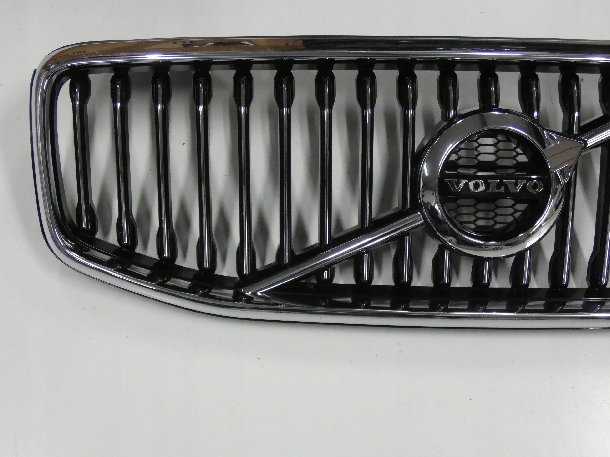 Kühlergrill Volvo II XC60 142 XC60 I FRONTGRILL 31425535 Kühlergitter