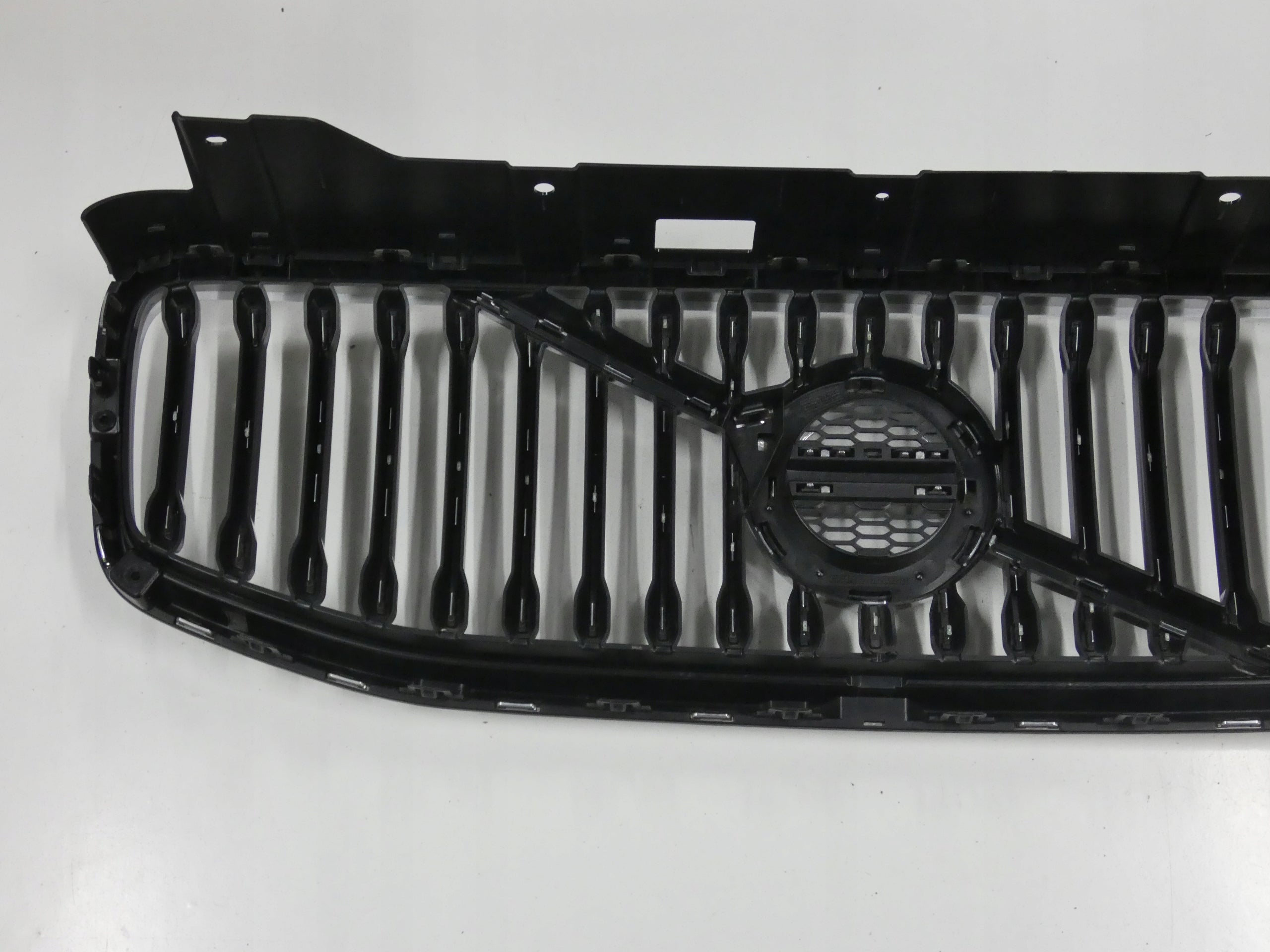 Kühlergrill Volvo II XC60 142 XC60 I FRONTGRILL 31425535 Kühlergitter