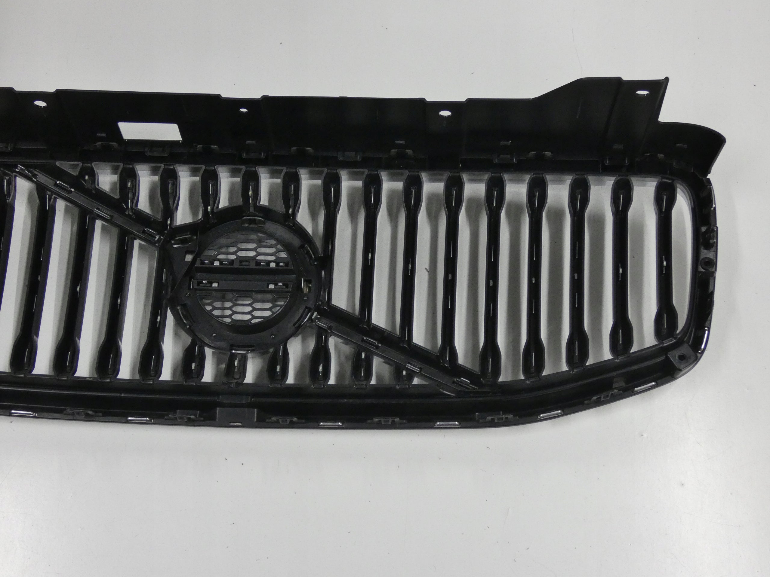 Kühlergrill Volvo II XC60 142 XC60 I FRONTGRILL 31425535 Kühlergitter