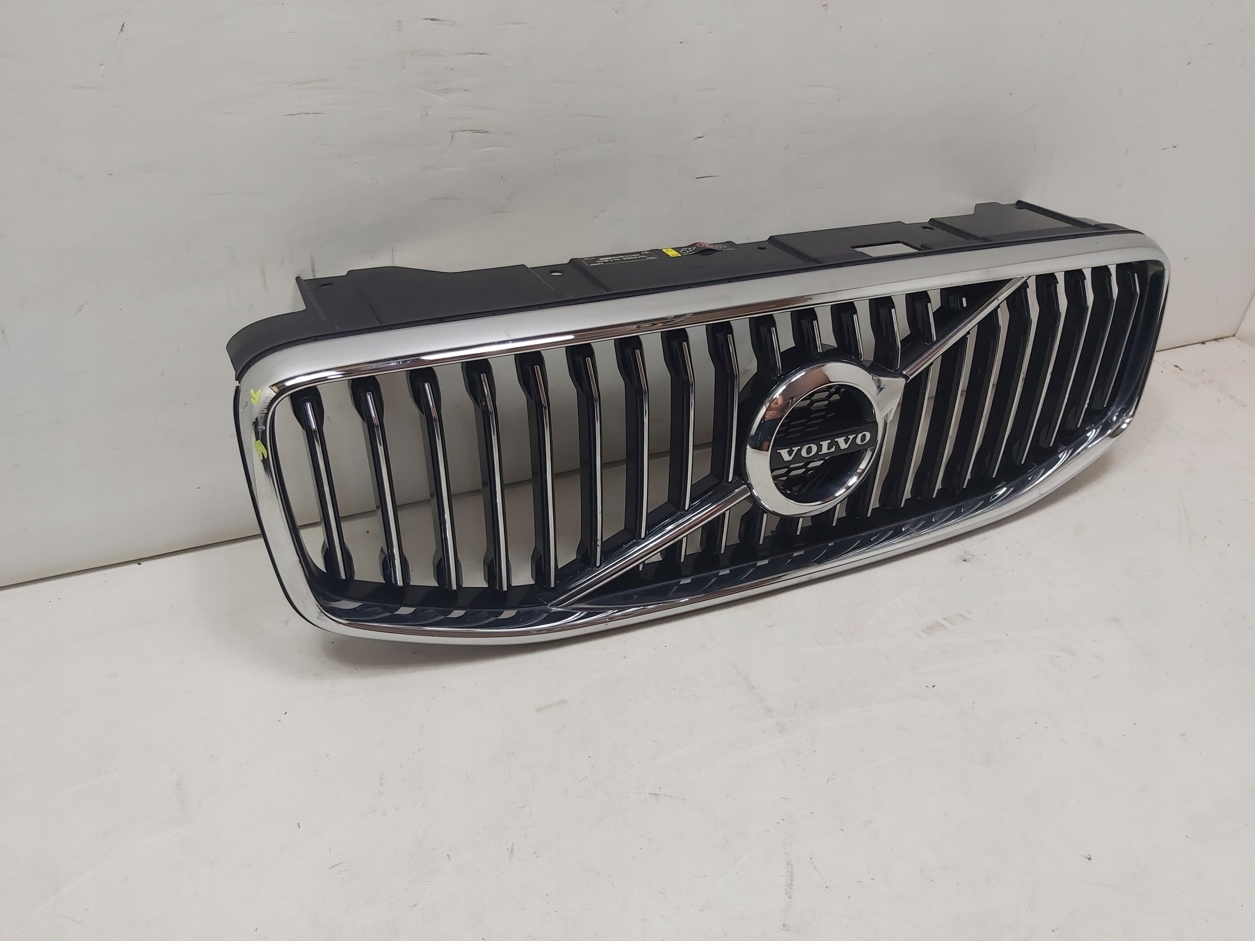 Kühlergrill Volvo 142 XC 60 II FRONTGRILL 31425535 Kühlergitter