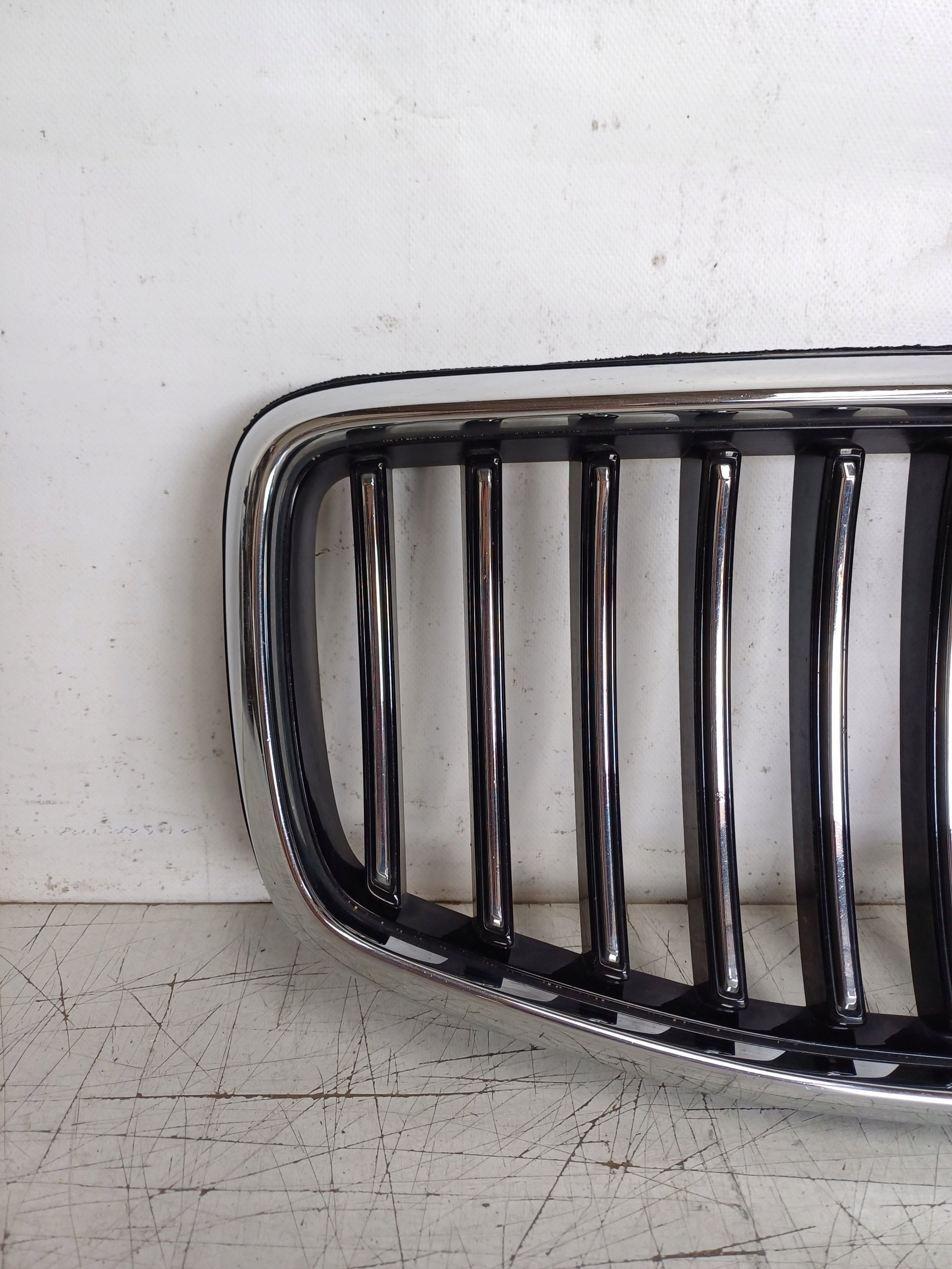 Kühlergrill Volvo 40 142 S90 V90 FRONTGRILL 31425407 Kühlergitter