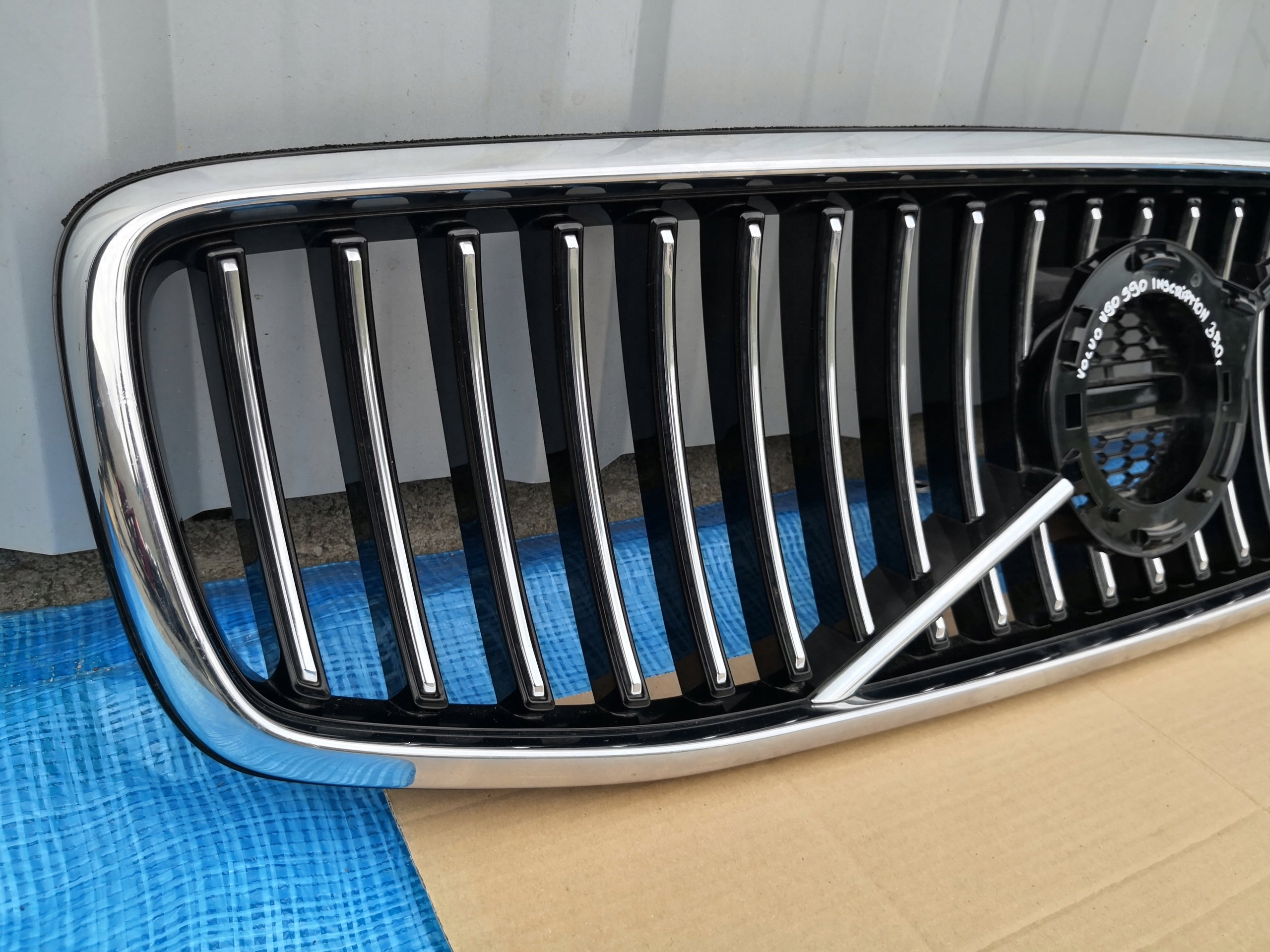 Kühlergrill Volvo 142 S90 I V90 FRONTGRILL 31425412 Kühlergitter