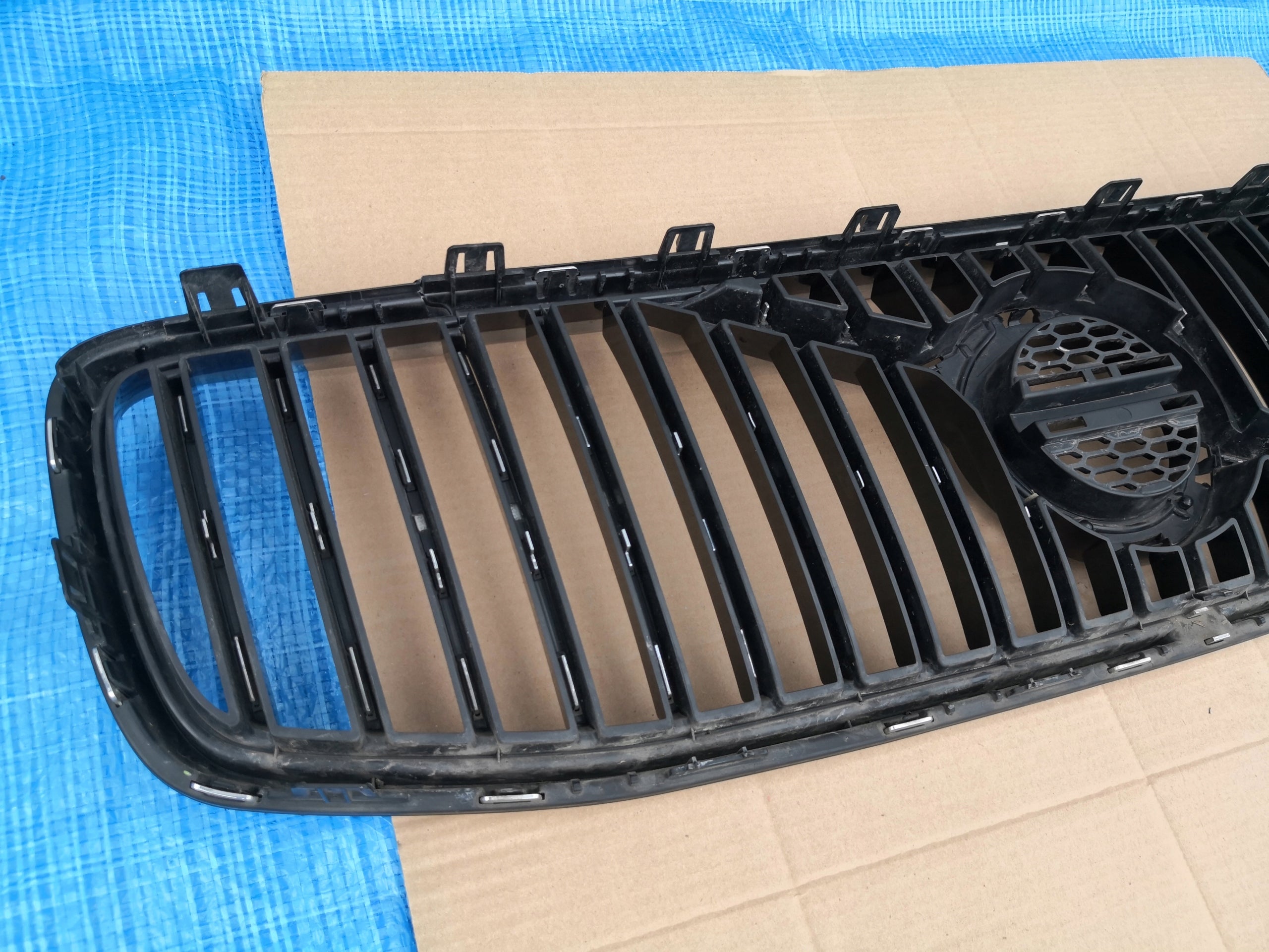 Kühlergrill Volvo 142 S90 I V90 FRONTGRILL 31425412 Kühlergitter