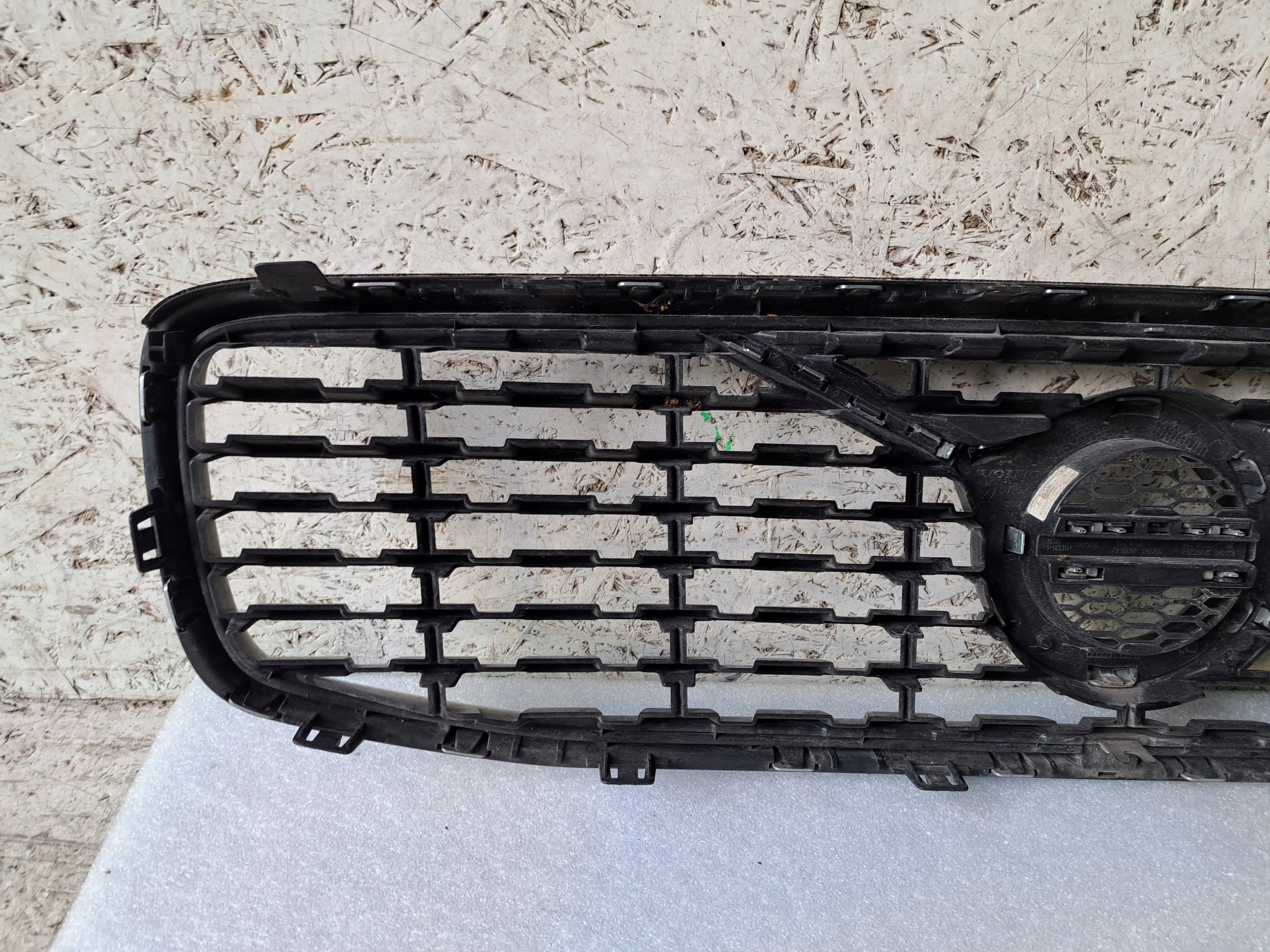 Kühlergrill Volvo 40 142 S90 V90 II FRONTGRILL 31425405 Kühlergitter