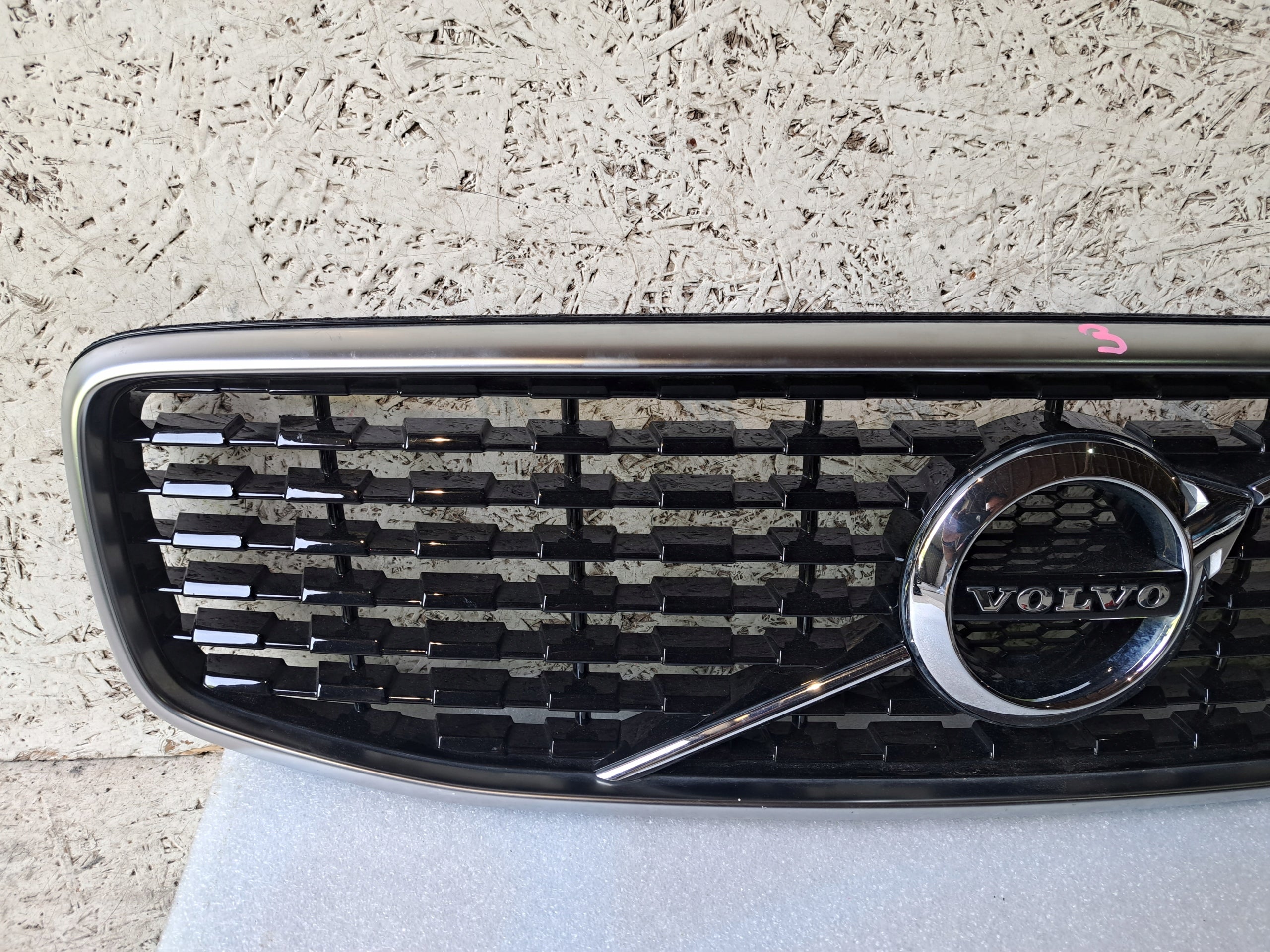 Kühlergrill Volvo 40 142 S90 V90 II FRONTGRILL 31425405 Kühlergitter