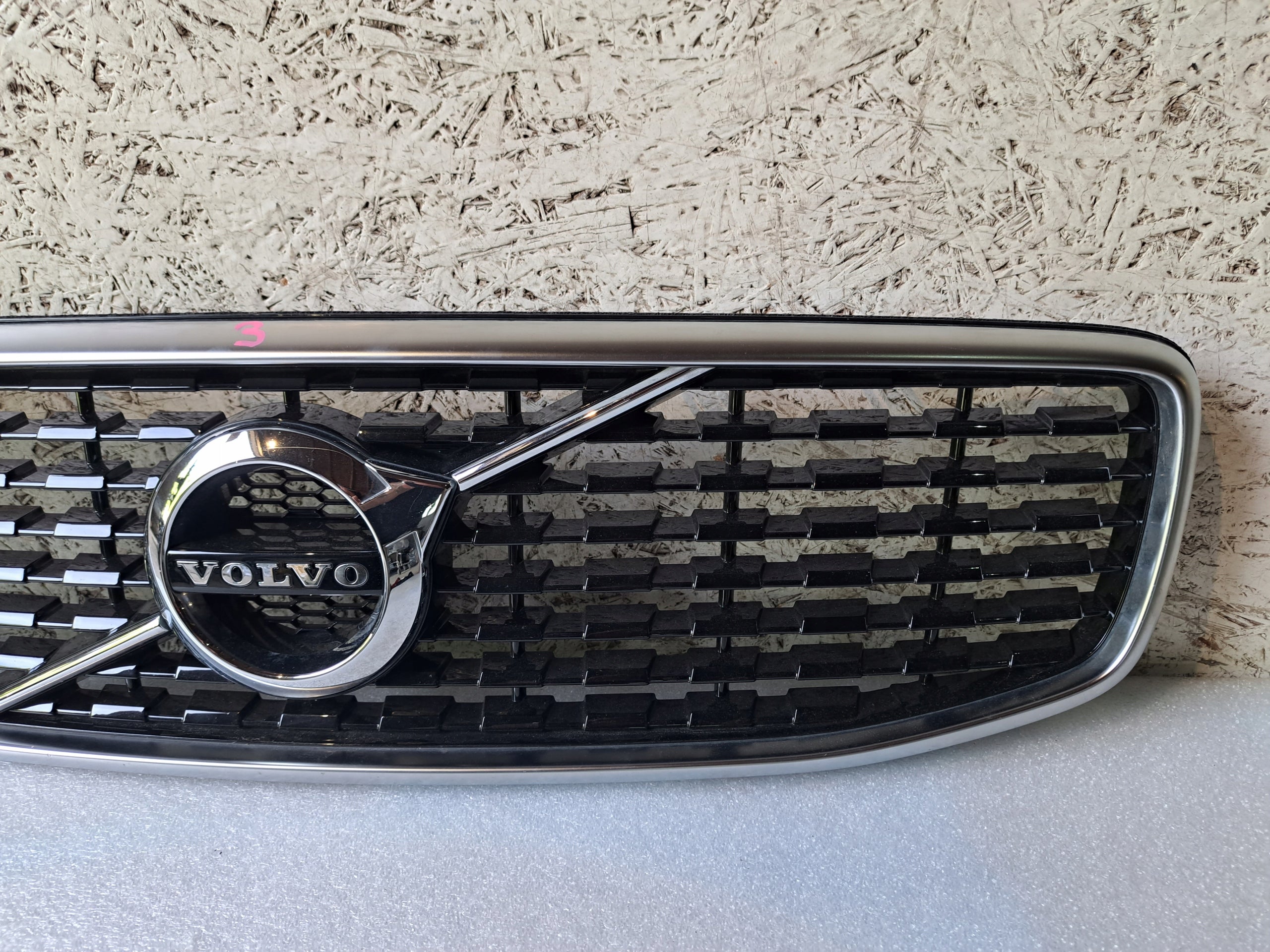 Kühlergrill Volvo 40 142 S90 V90 II FRONTGRILL 31425405 Kühlergitter