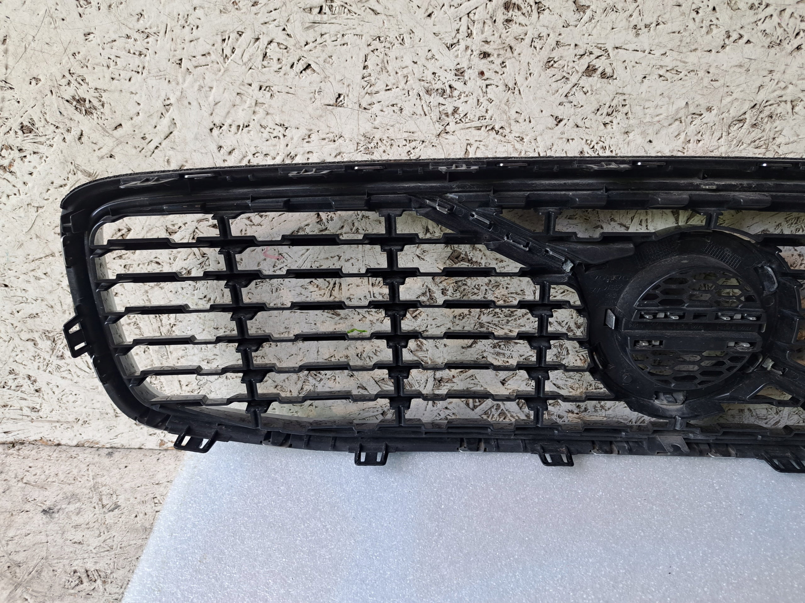 Kühlergrill Volvo 40 142 S90 V90 II FRONTGRILL 31425405 Kühlergitter