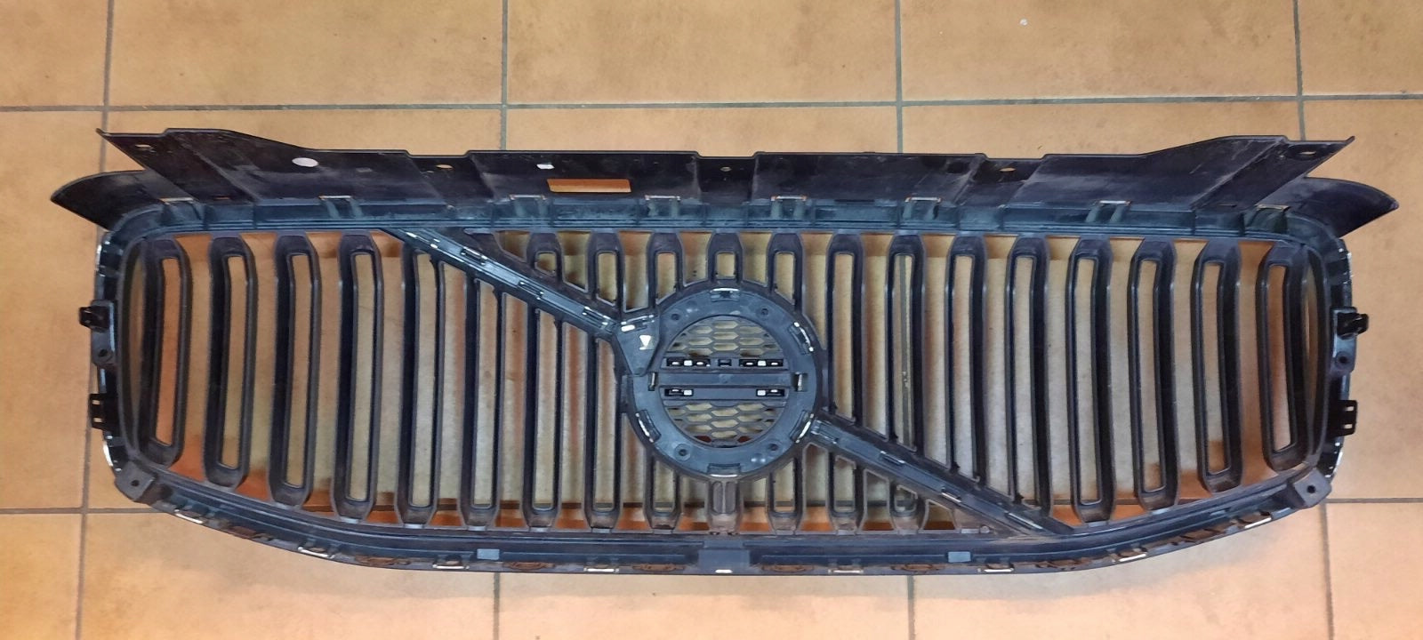 Kühlergrill Volvo 142 XC60 II 2 FRONTGRILL 31425532 Kühlergitter