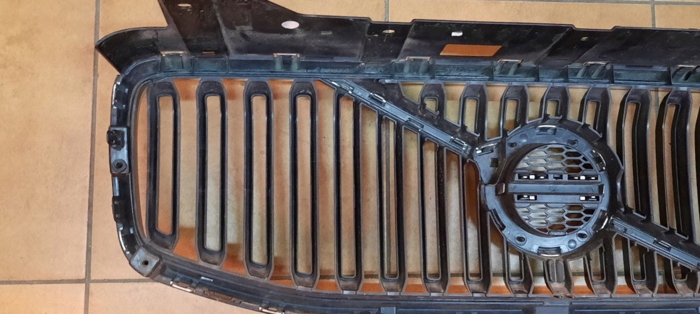 Kühlergrill Volvo 142 XC60 II 2 FRONTGRILL 31425532 Kühlergitter