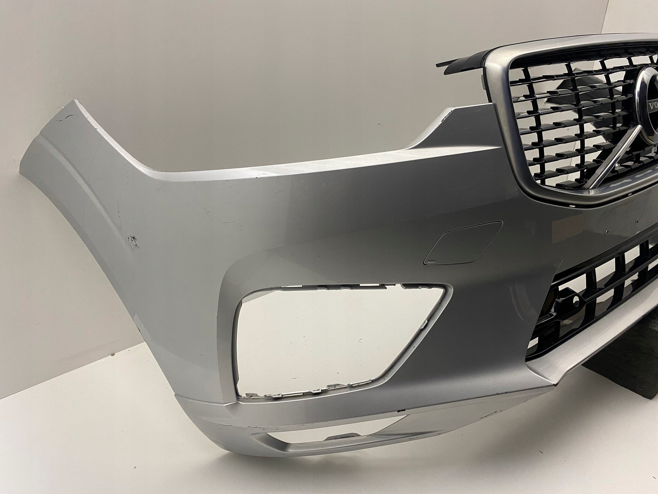 Kühlergrill Volvo 142 XC60 II 2 FRONTGRILL 31425534 Kühlergitter