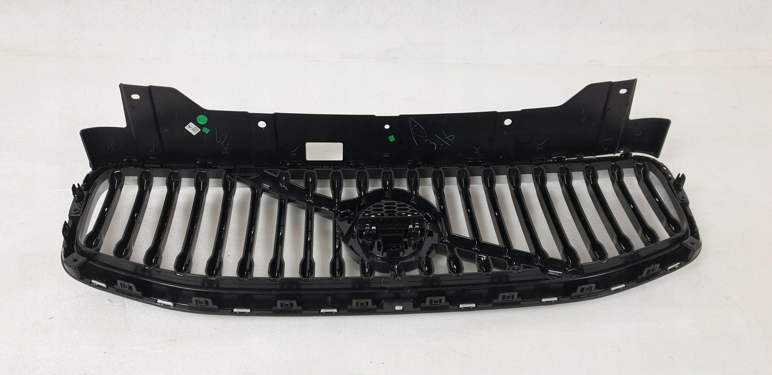 Kühlergrill Volvo XC60 II 142 FRONTGRILL 31425535 Kühlergitter