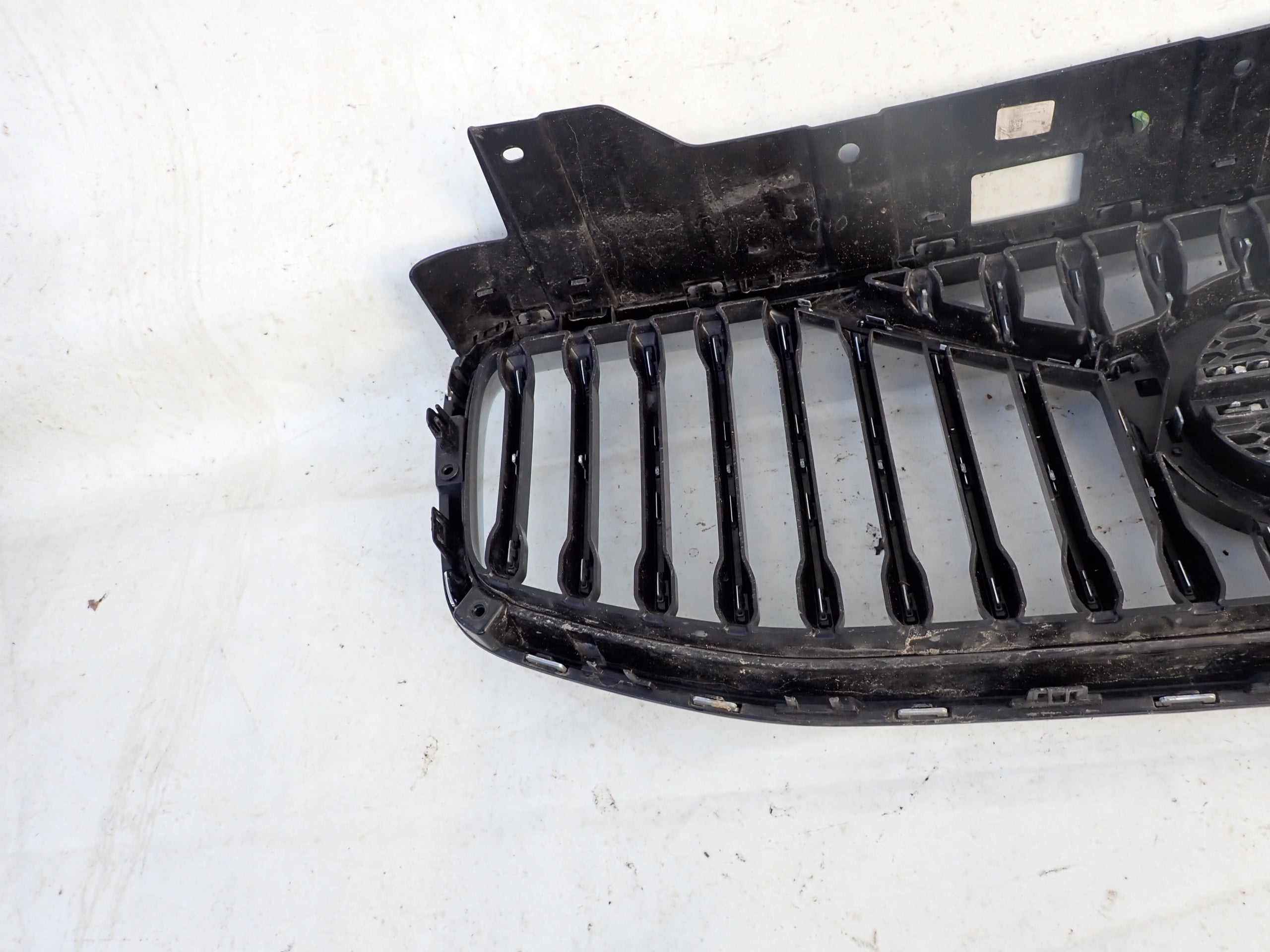 Kühlergrill Volvo XC60 II 142 FRONTGRILL 31425538 Kühlergitter