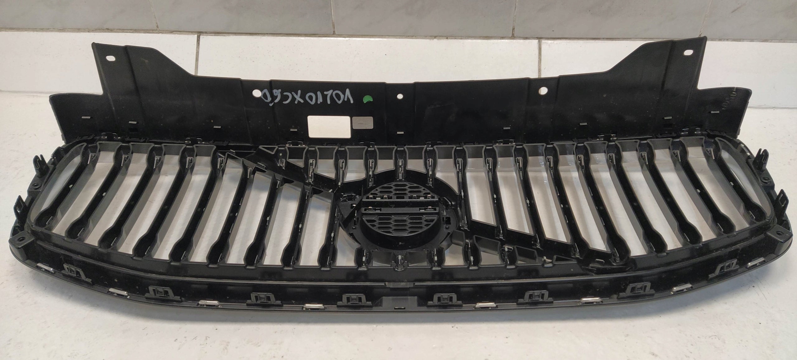 Kühlergrill Volvo 142 XC60 II 2 FRONTGRILL 31425538 Kühlergitter