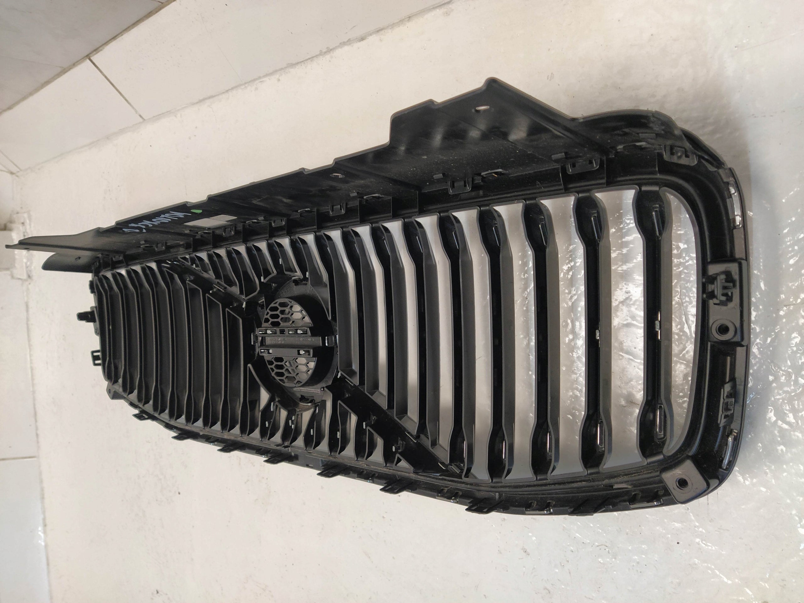 Kühlergrill Volvo 142 XC60 II 2 FRONTGRILL 31425538 Kühlergitter