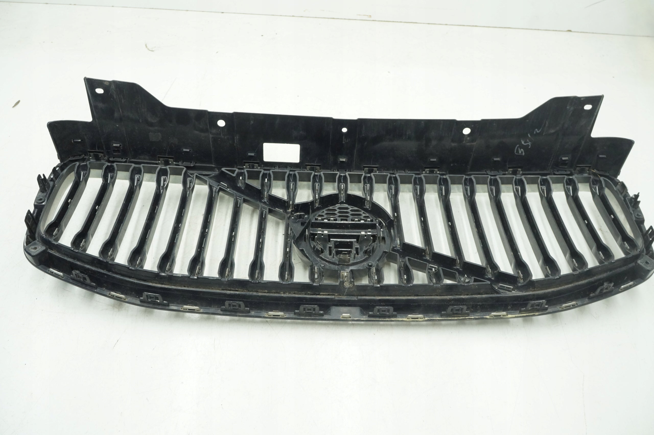 Kühlergrill Volvo XC60 II 2 142 FRONTGRILL 73142553 Kühlergitter