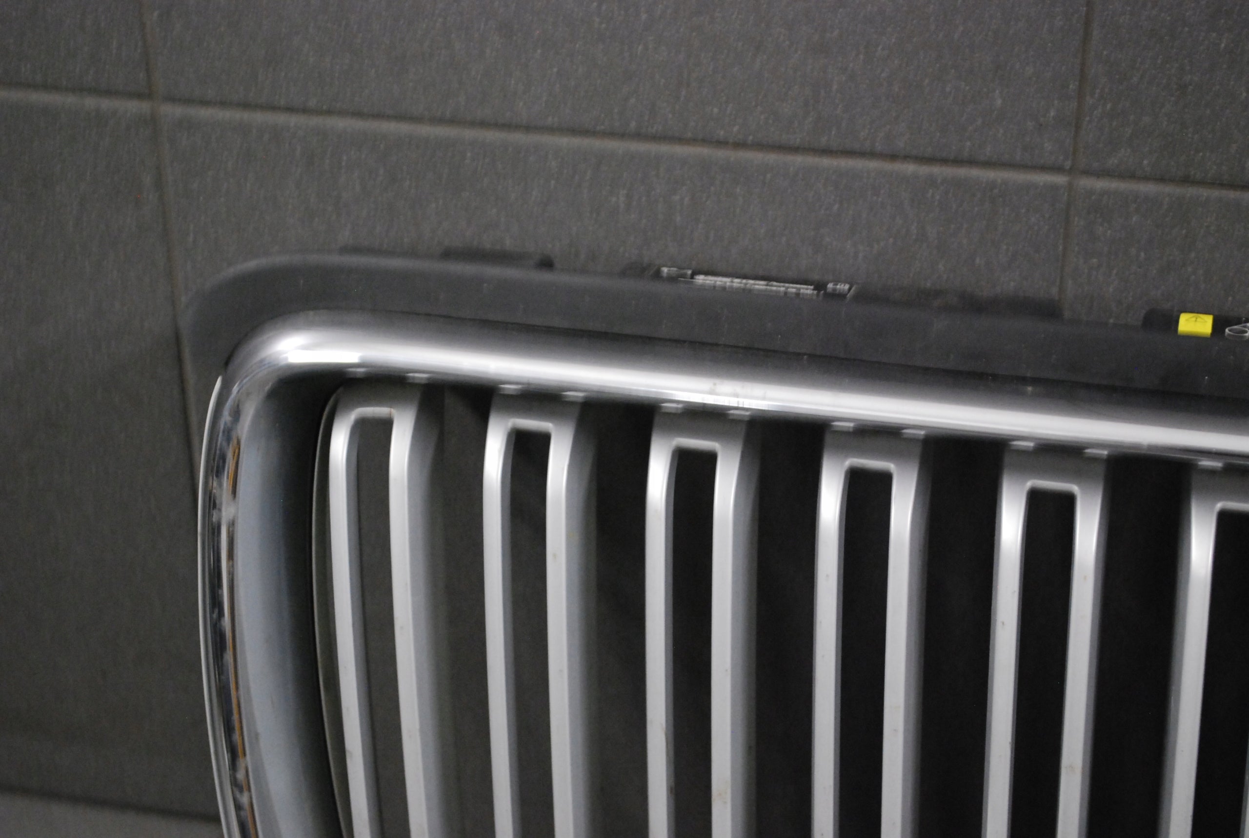 Kühlergrill Volvo 142 XC90 FRONTGRILL 31425095 Kühlergitter