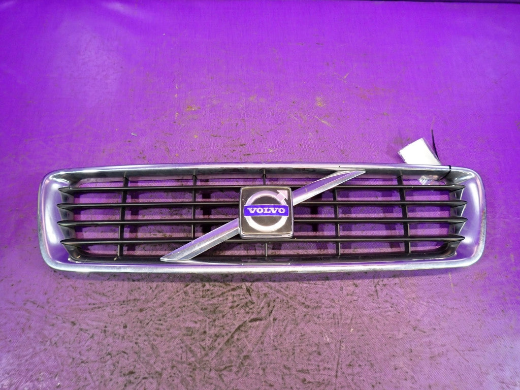  Kühlergrill Volvo C30 FRONTGRILL 30657194 Kühlergitter product image