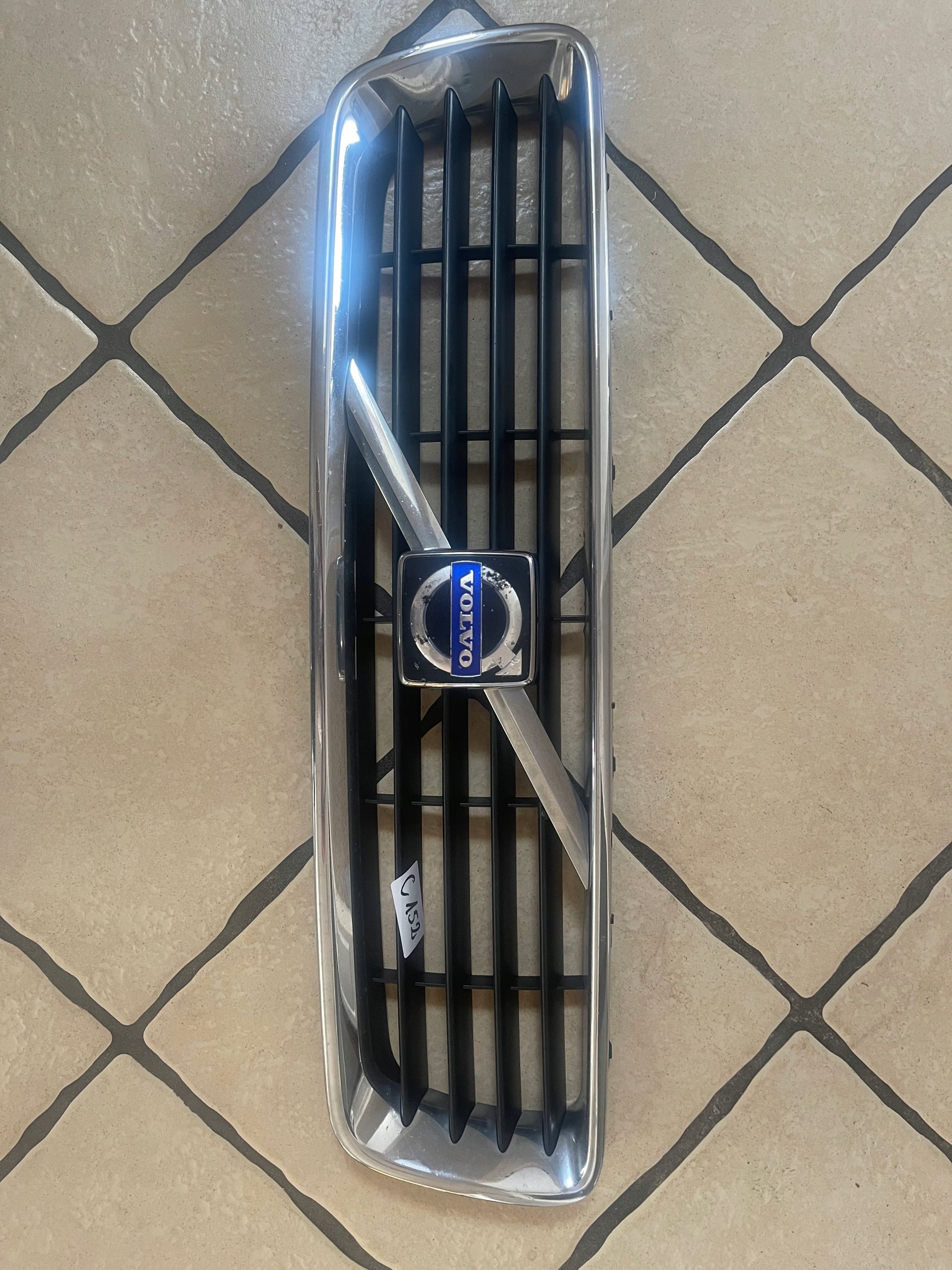 Calandre Volvo C30 FRONT GRILL calandre 