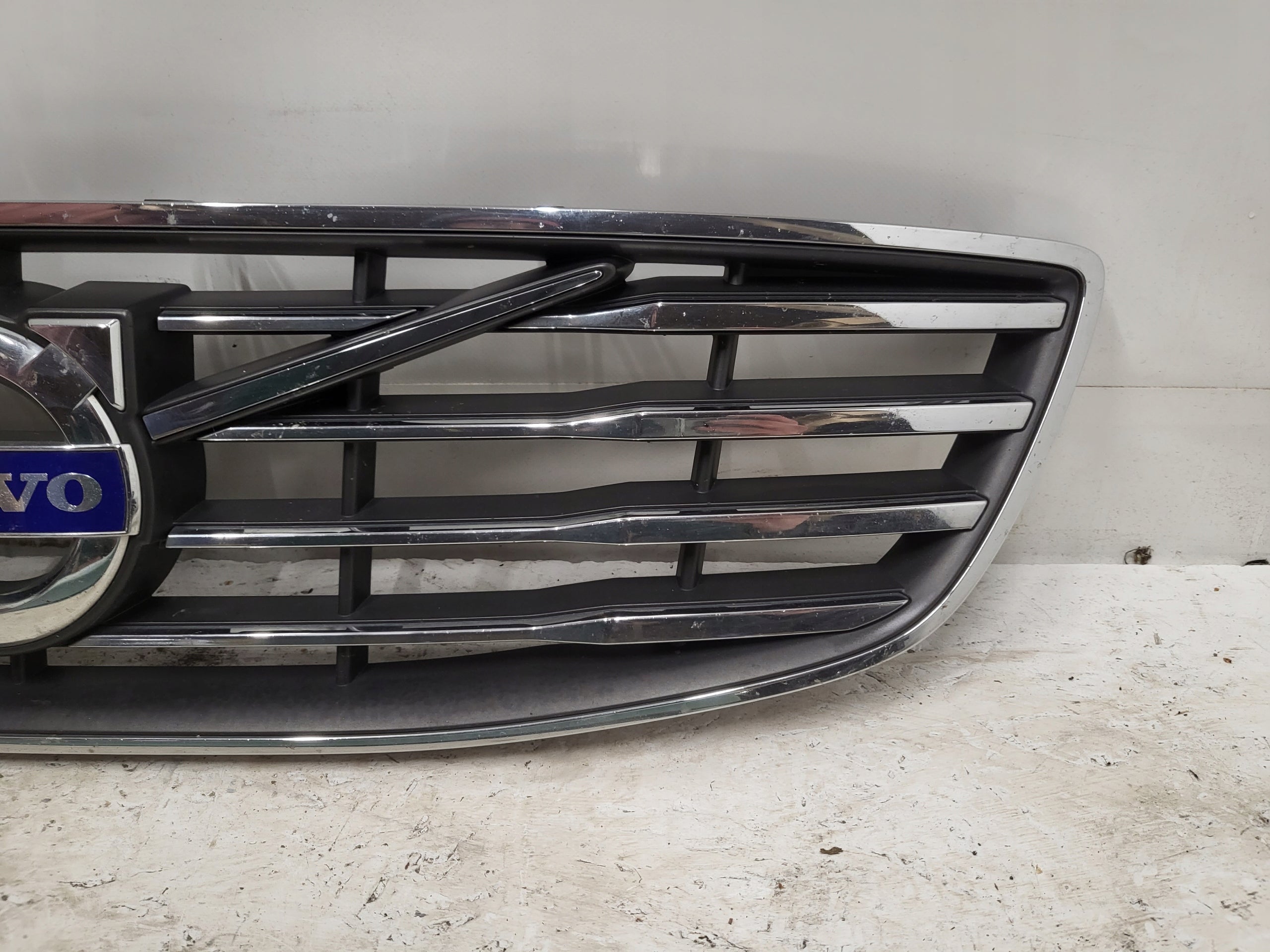 Kühlergrill Volvo 60 S80 XC70 V70 FRONTGRILL 31383600 Kühlergitter