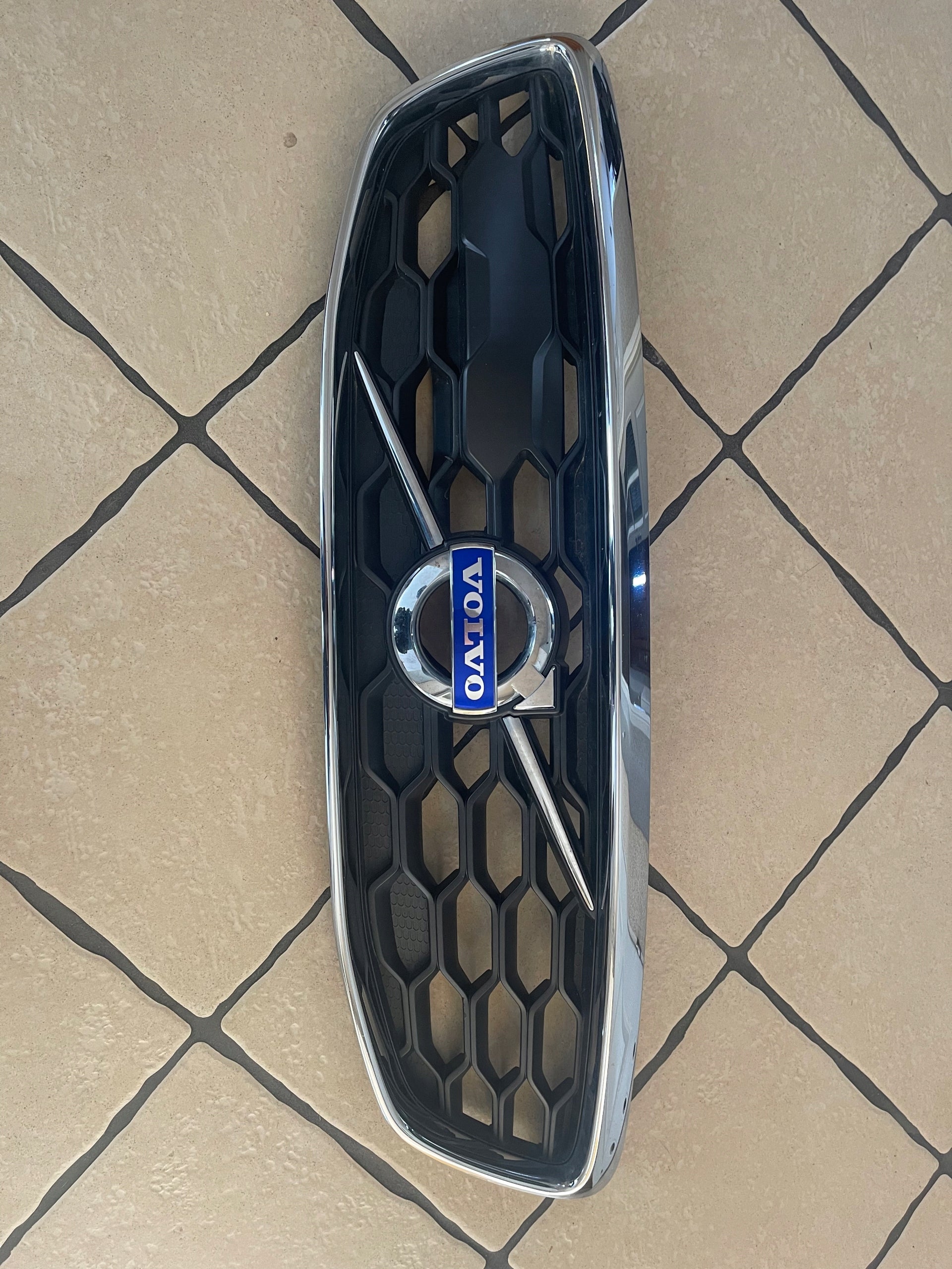  Kühlergrill Volvo V40 CROSS COUNTRY FRONTGRILL Kühlergitter product image