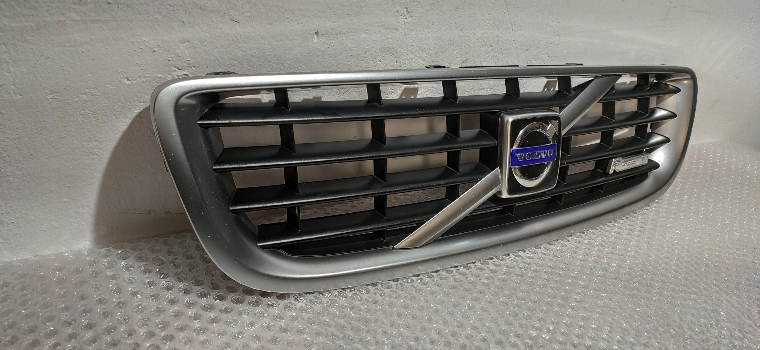 Kühlergrill Volvo S40 V50 FRONTGRILL 30744914 Kühlergitter