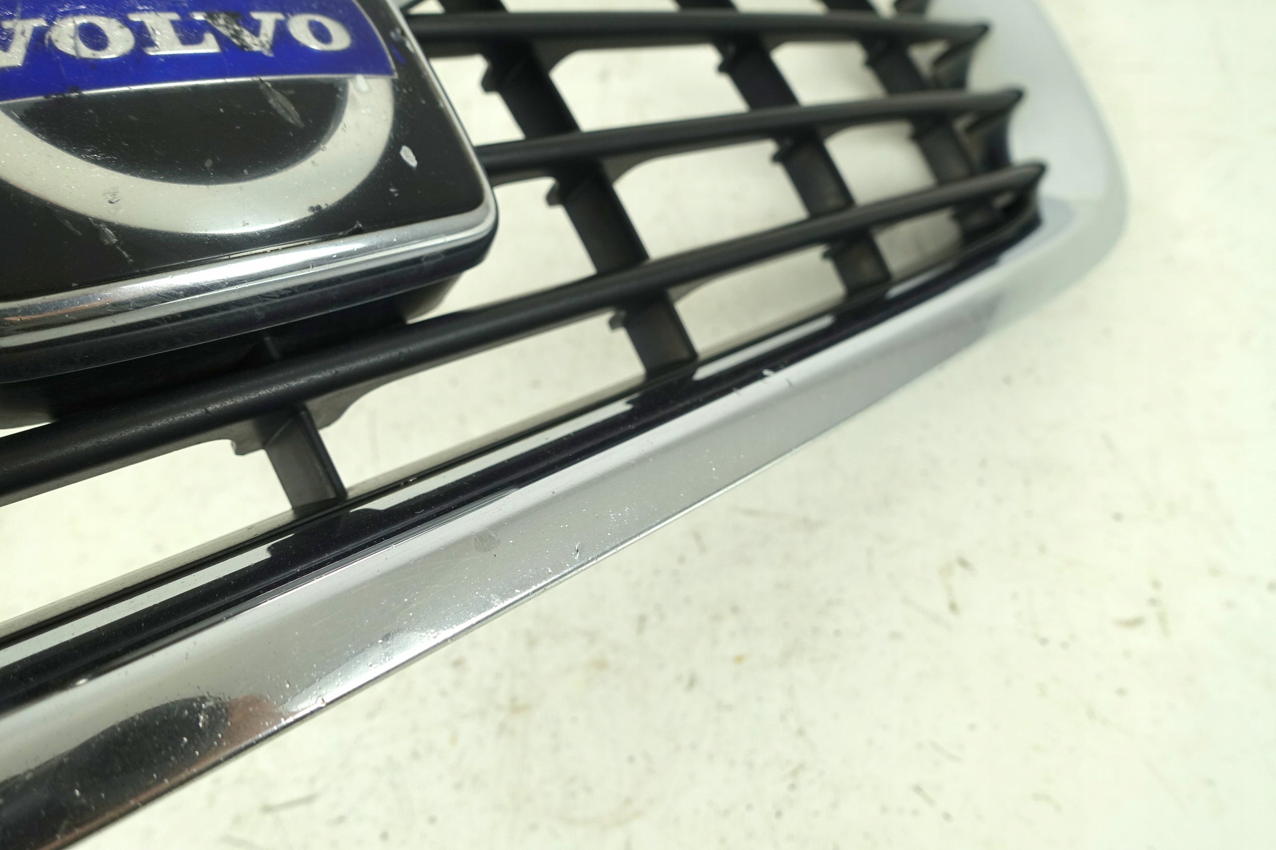 Kühlergrill Volvo 30 S40 V50 FRONTGRILL 30744915 Kühlergitter