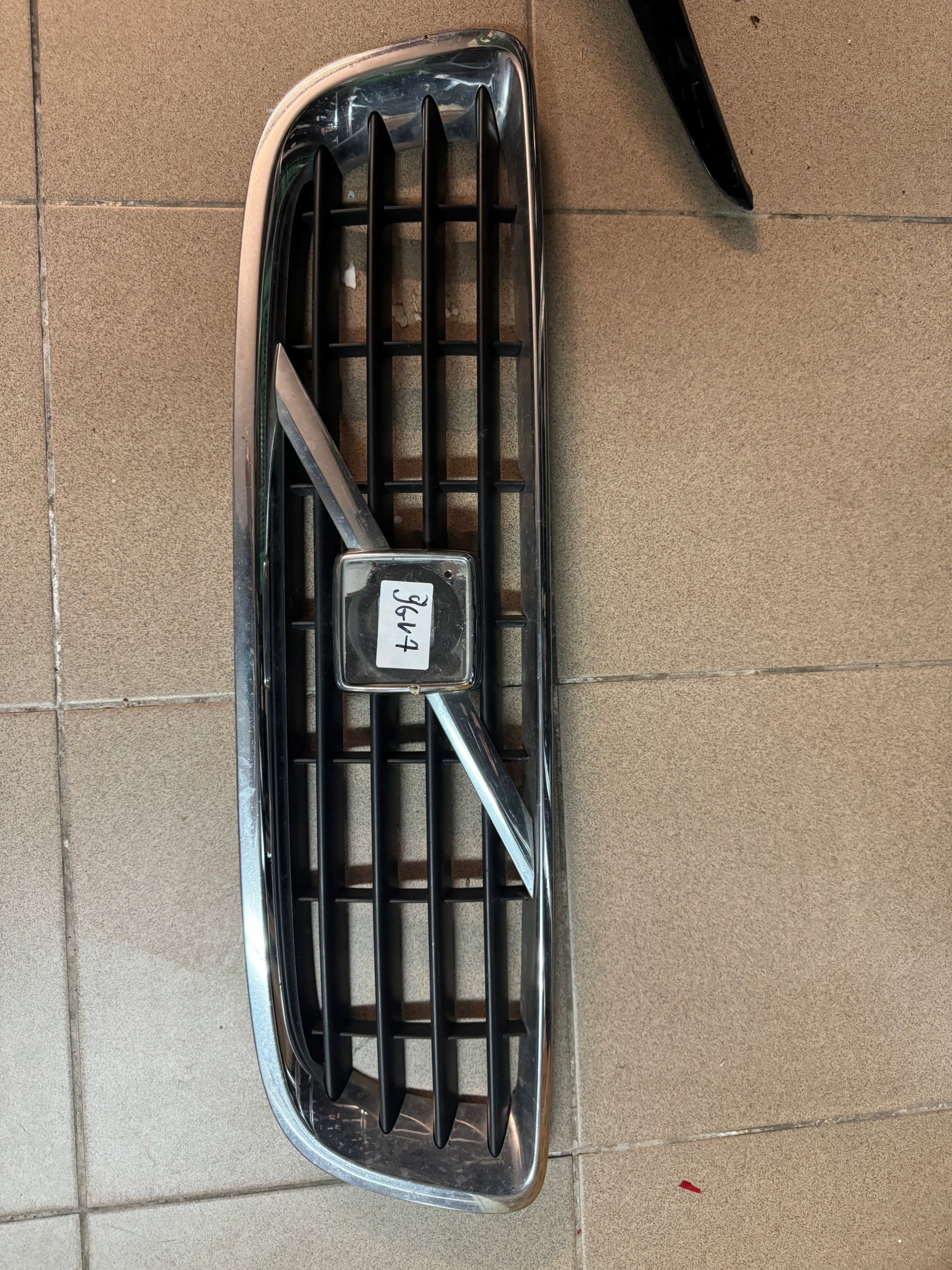 Kühlergrill Volvo V50 S40 FRONTGRILL Kühlergitter