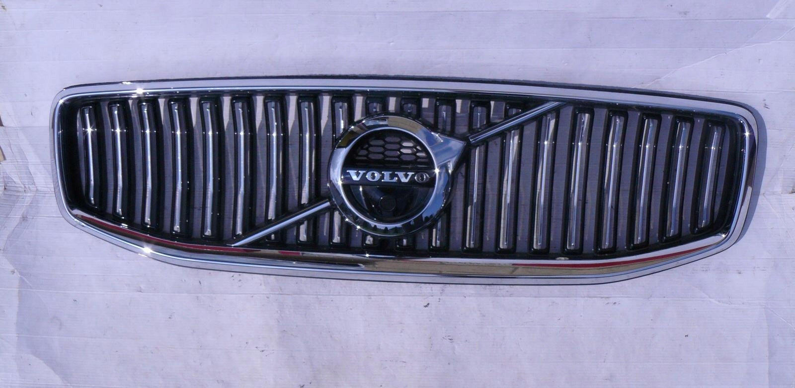 Kühlergrill Volvo S60 III FRONTGRILL 32132217 Kühlergitter