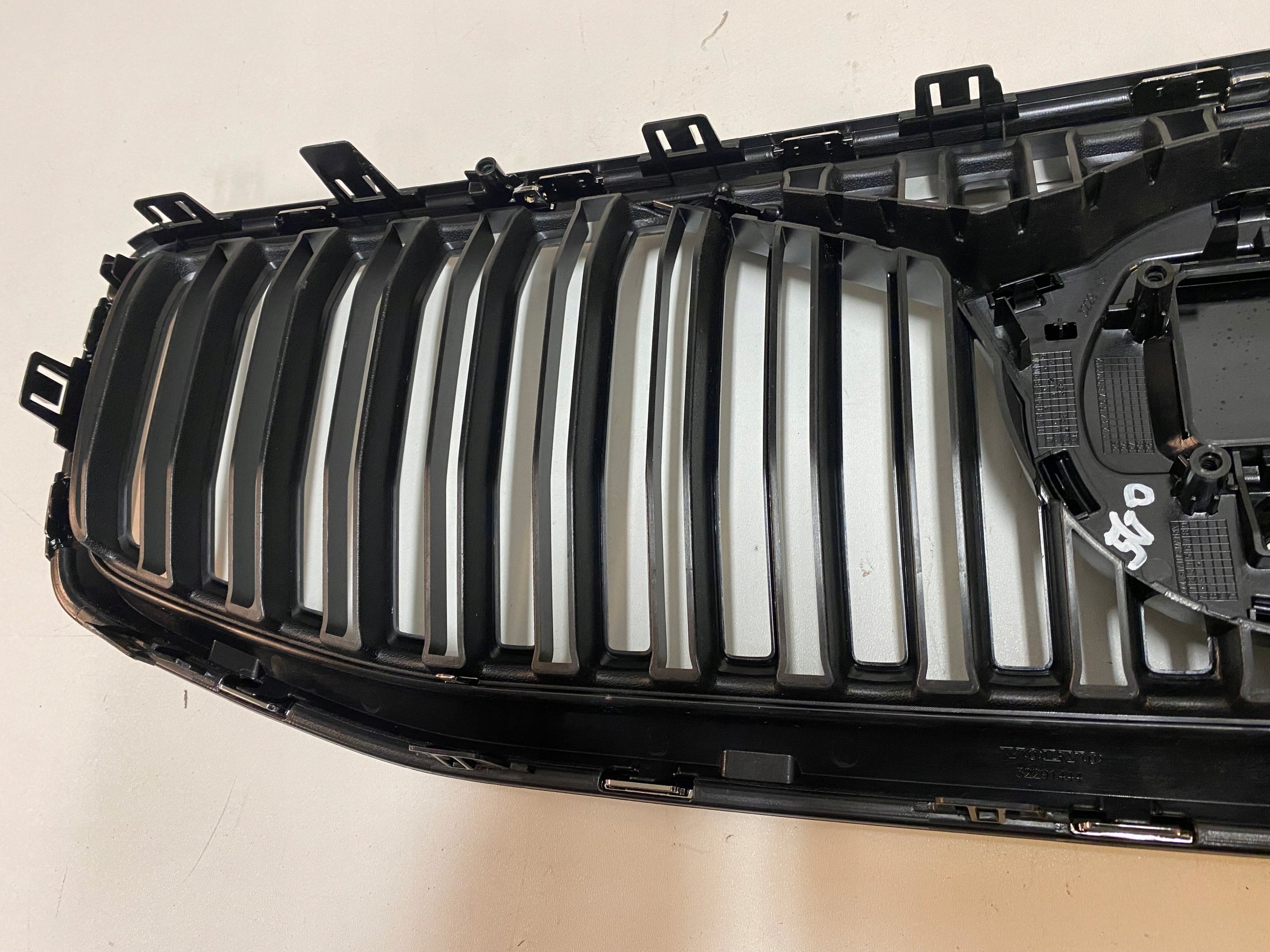 Kühlergrill Volvo V60 S60 II 2 FRONTGRILL 32291444 Kühlergitter