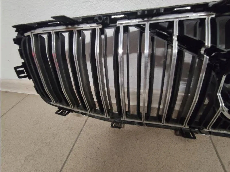 Kühlergrill Volvo III V60 V60 II S60 III FRONTGRILL 83147929 Kühlergitter