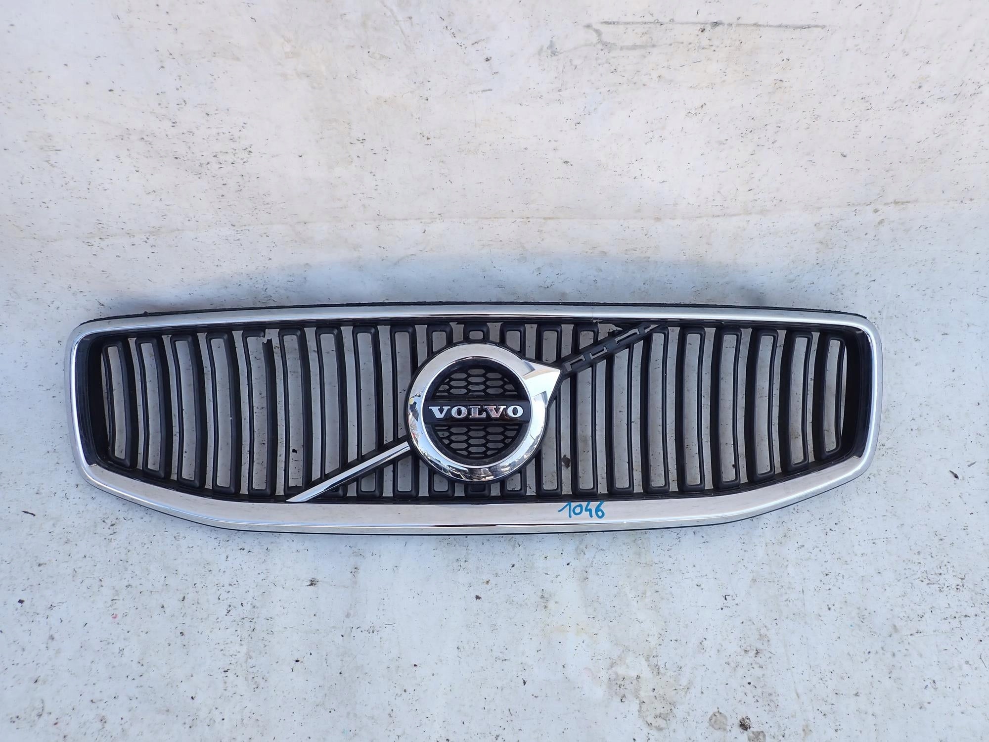 Volvo V60 II 2 III V60 II 2 S60 S60 III 3 FRONTGRILL 32132212