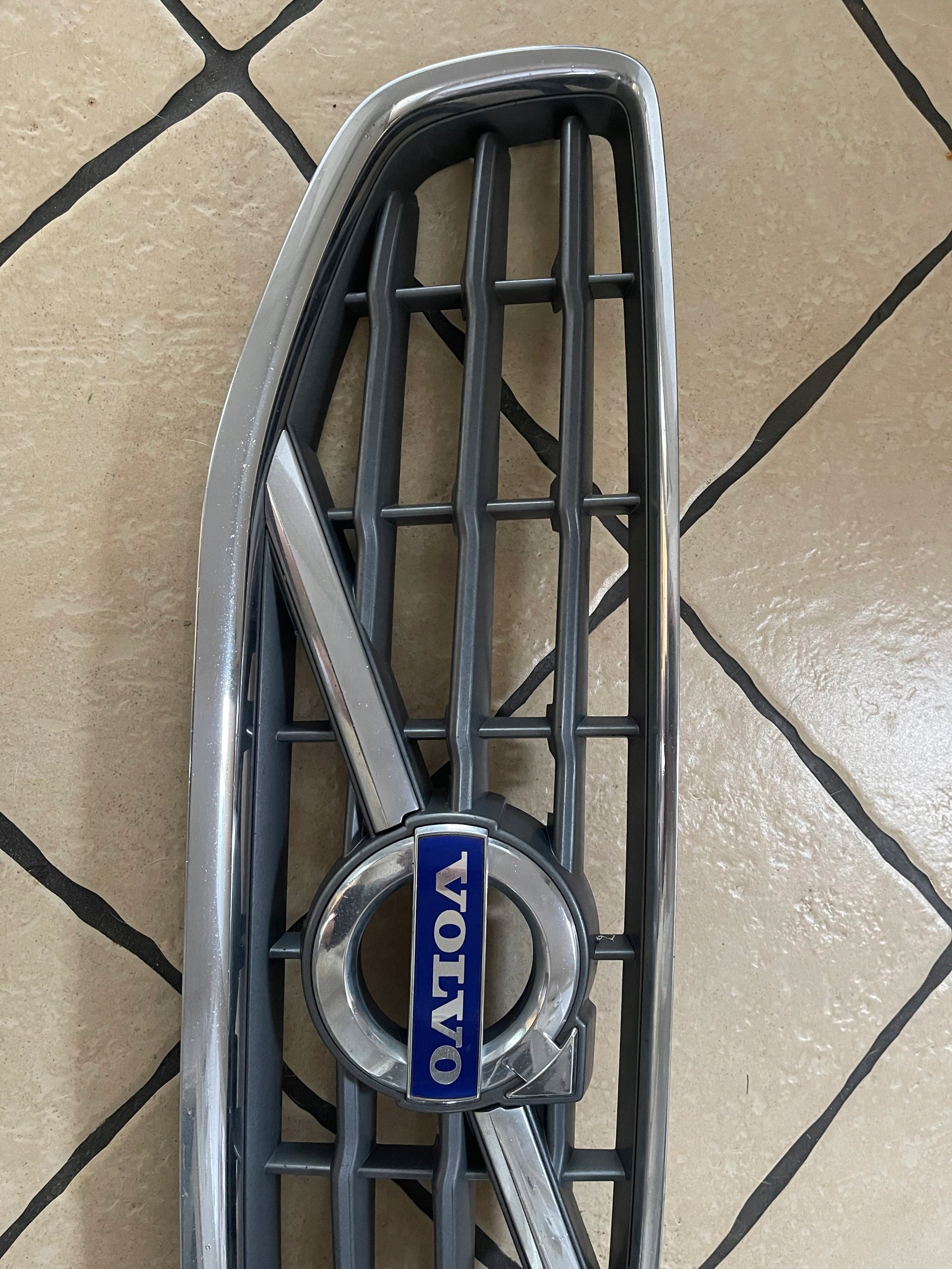 Kühlergrill Volvo S60 V60 1 FRONTGRILL Kühlergitter