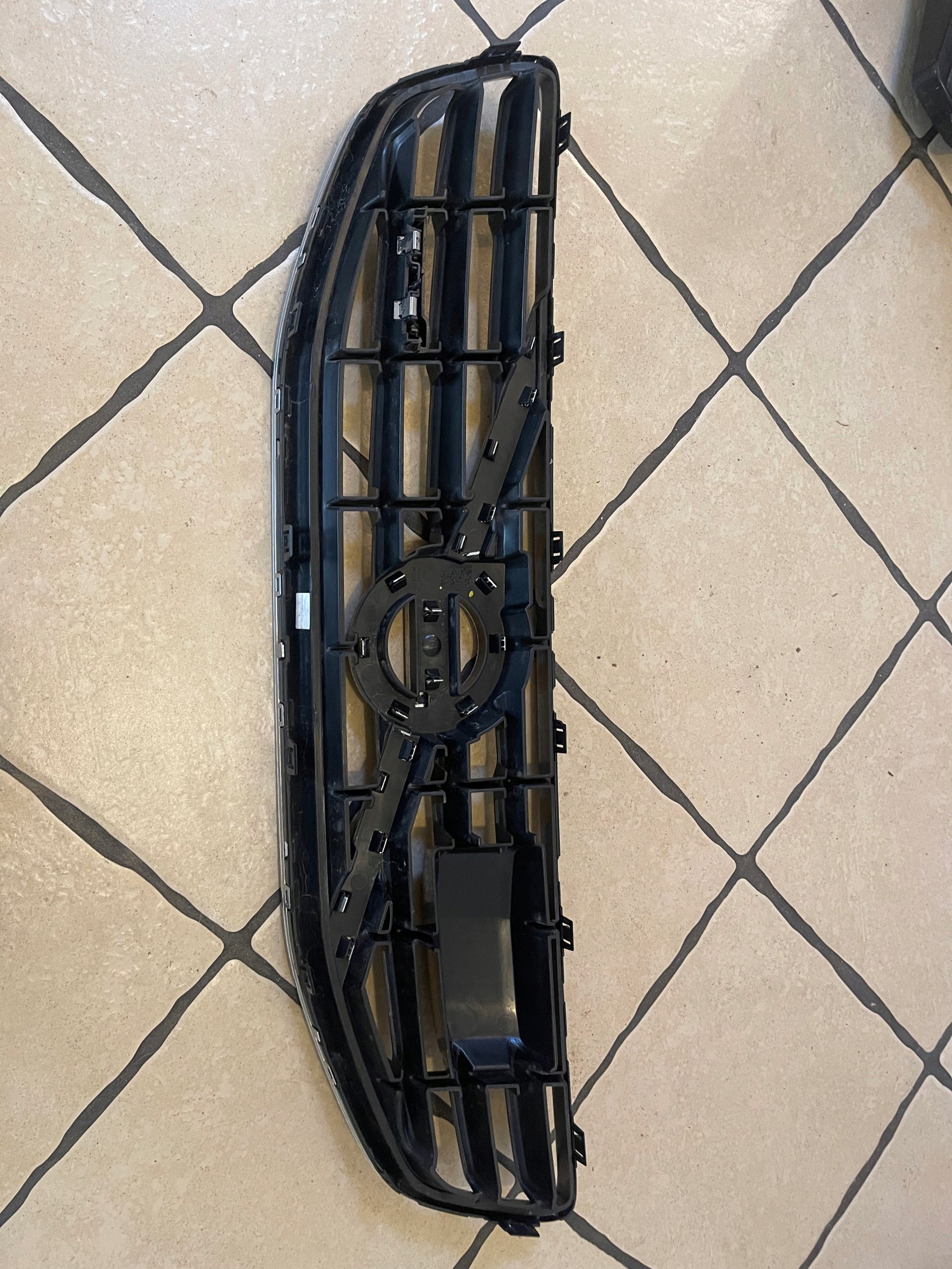 Kühlergrill Volvo S60 V60 1 FRONTGRILL Kühlergitter