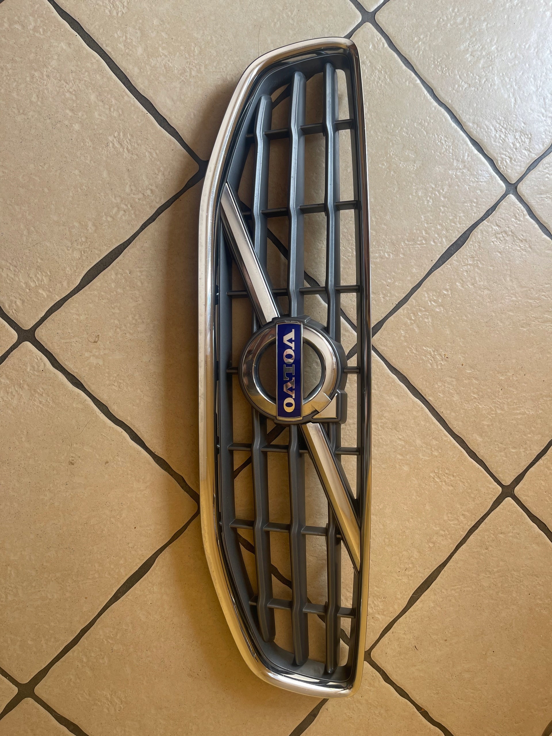  Kühlergrill Volvo S60 V60 1 FRONTGRILL Kühlergitter product image