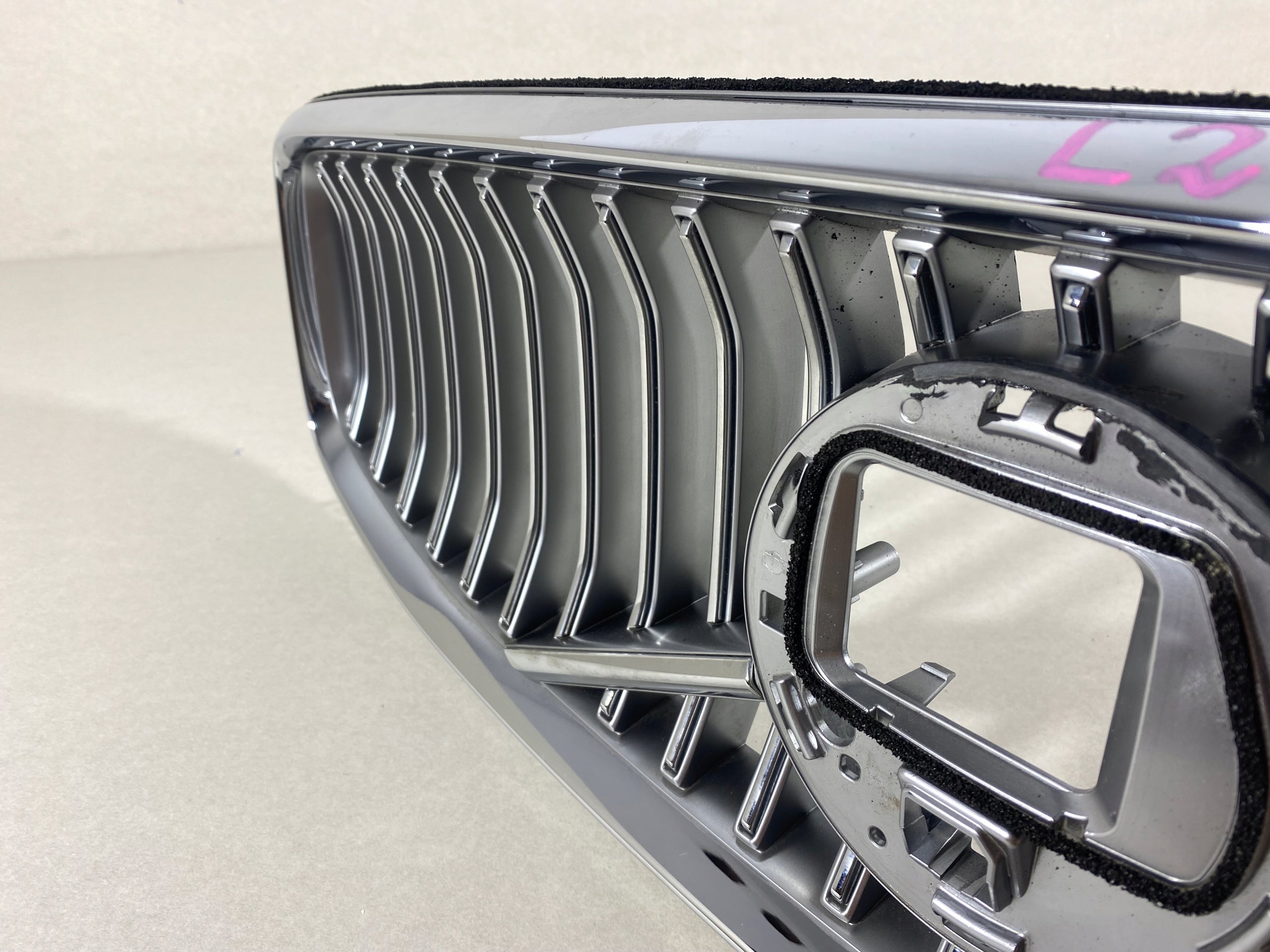 Kühlergrill Volvo 40 S90 V90 FRONTGRILL 32234080 Kühlergitter