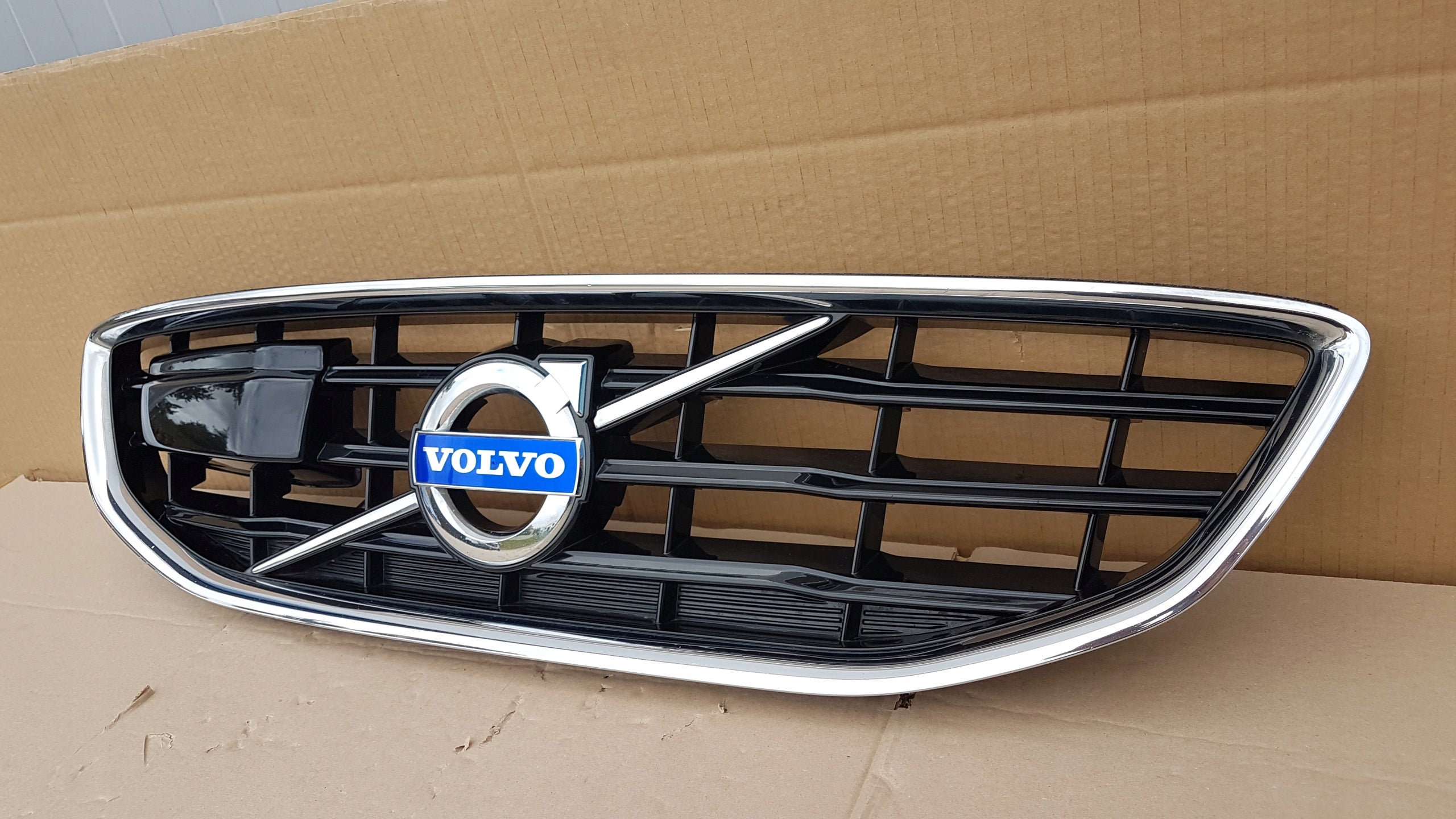 Kühlergrill Volvo V40 FRONTGRILL Kühlergitter