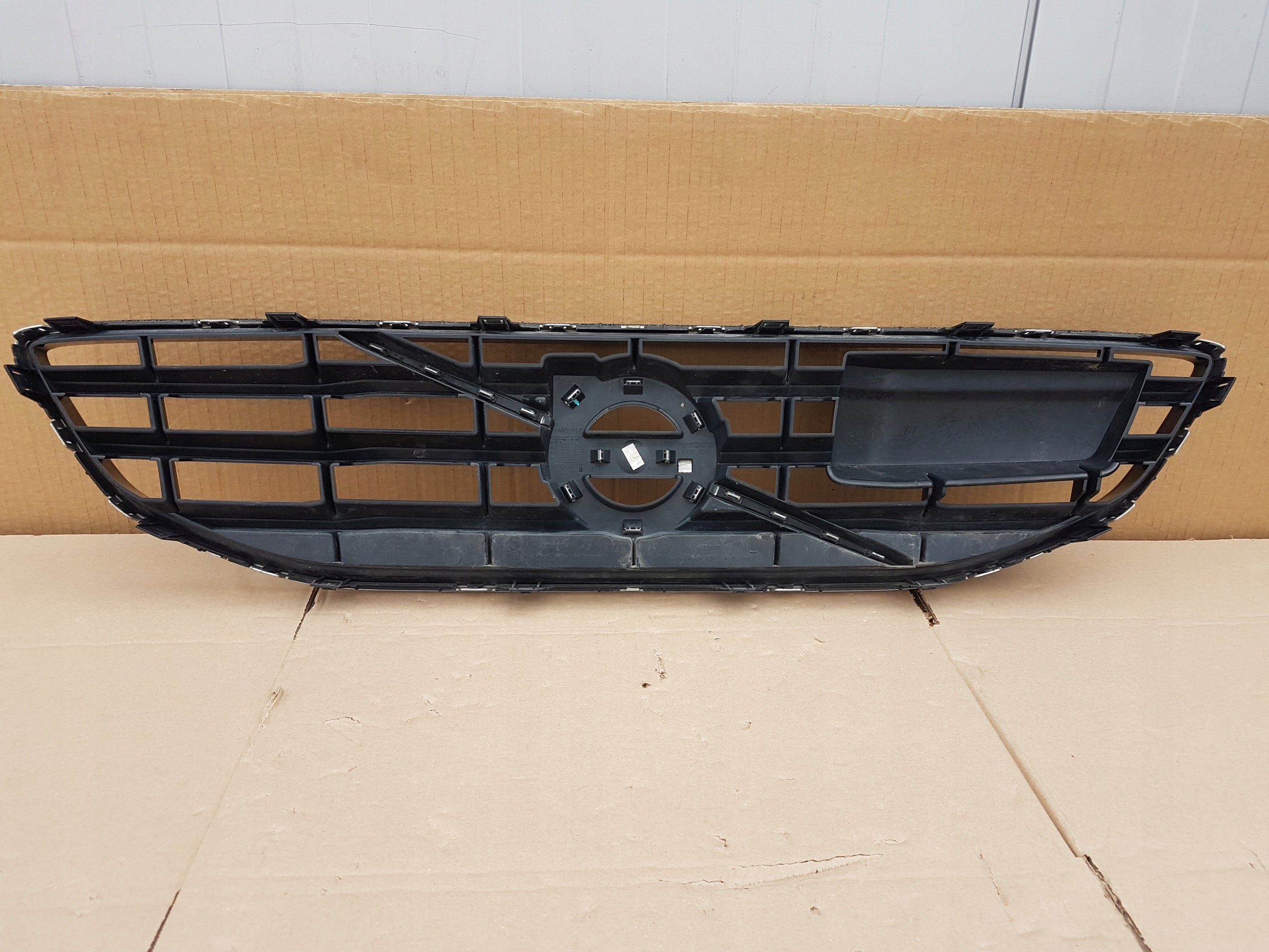 Kühlergrill Volvo V40 FRONTGRILL Kühlergitter