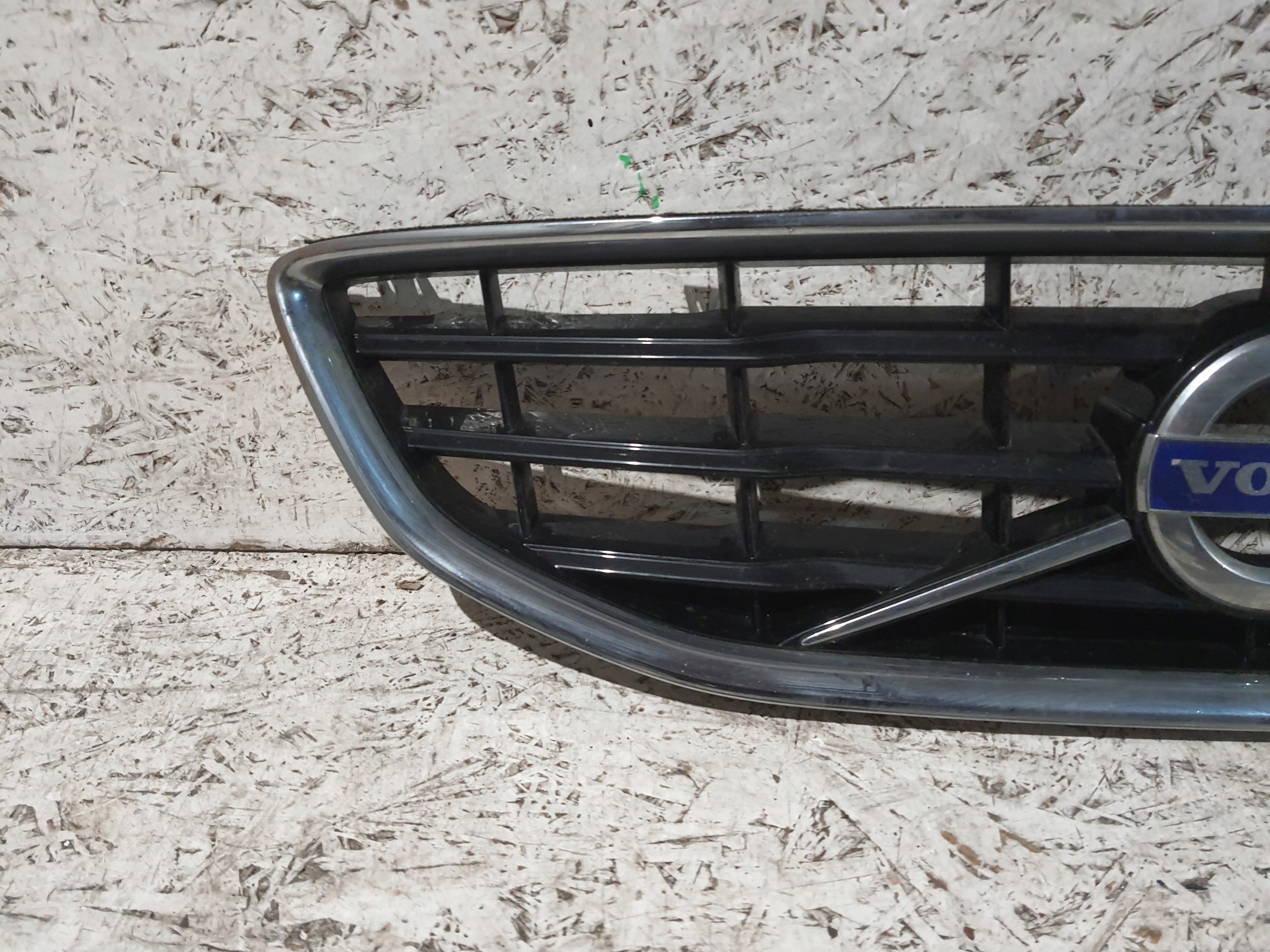 Kühlergrill Volvo V40 FRONTGRILL 40312837 Kühlergitter