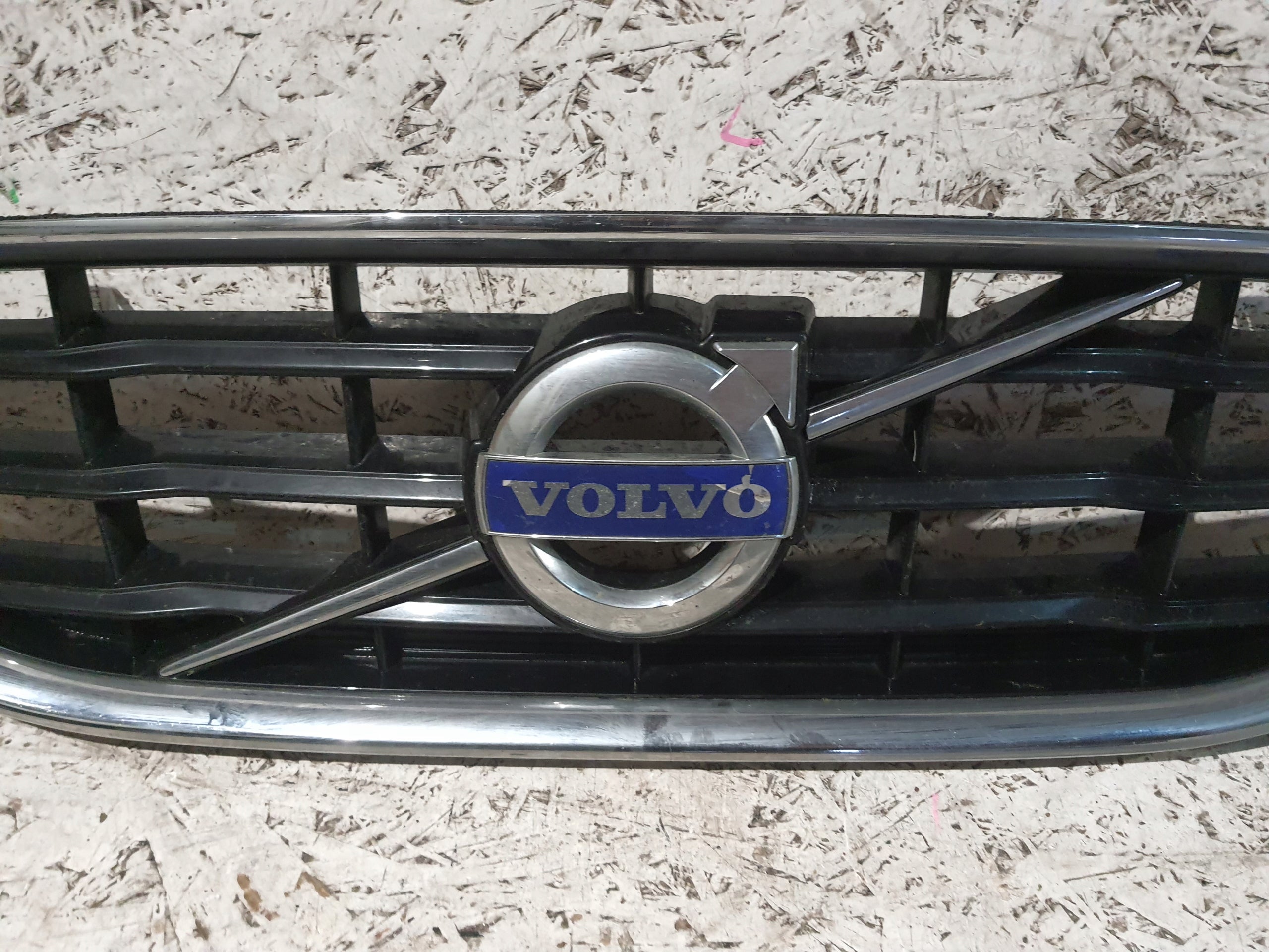 Kühlergrill Volvo V40 FRONTGRILL 40312837 Kühlergitter