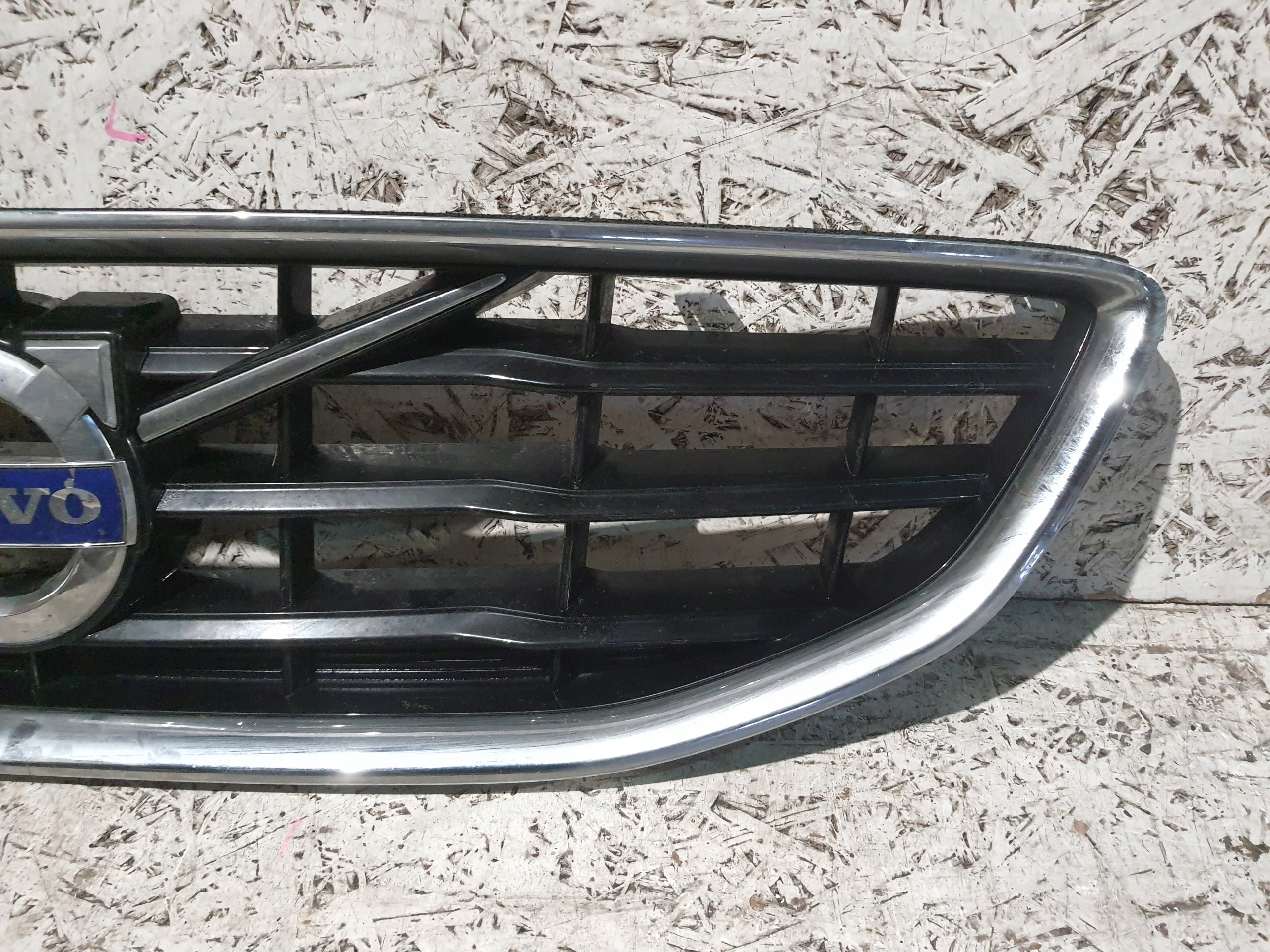 Kühlergrill Volvo V40 FRONTGRILL 40312837 Kühlergitter