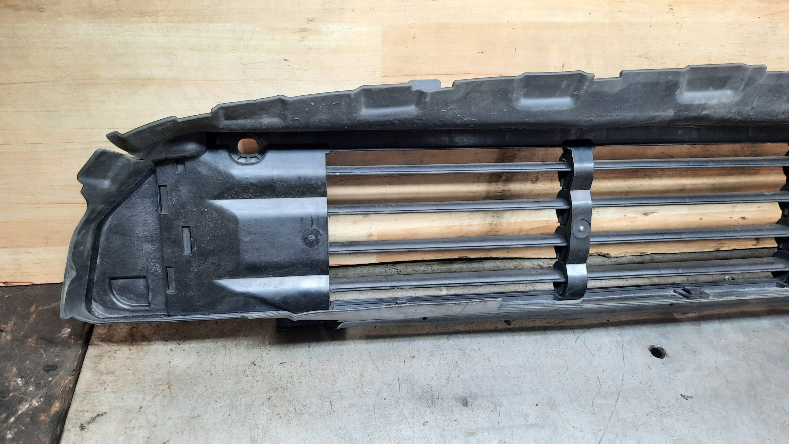 Kühlergrill Volvo V40 XC40 FRONTGRILL 31455423 Kühlergitter